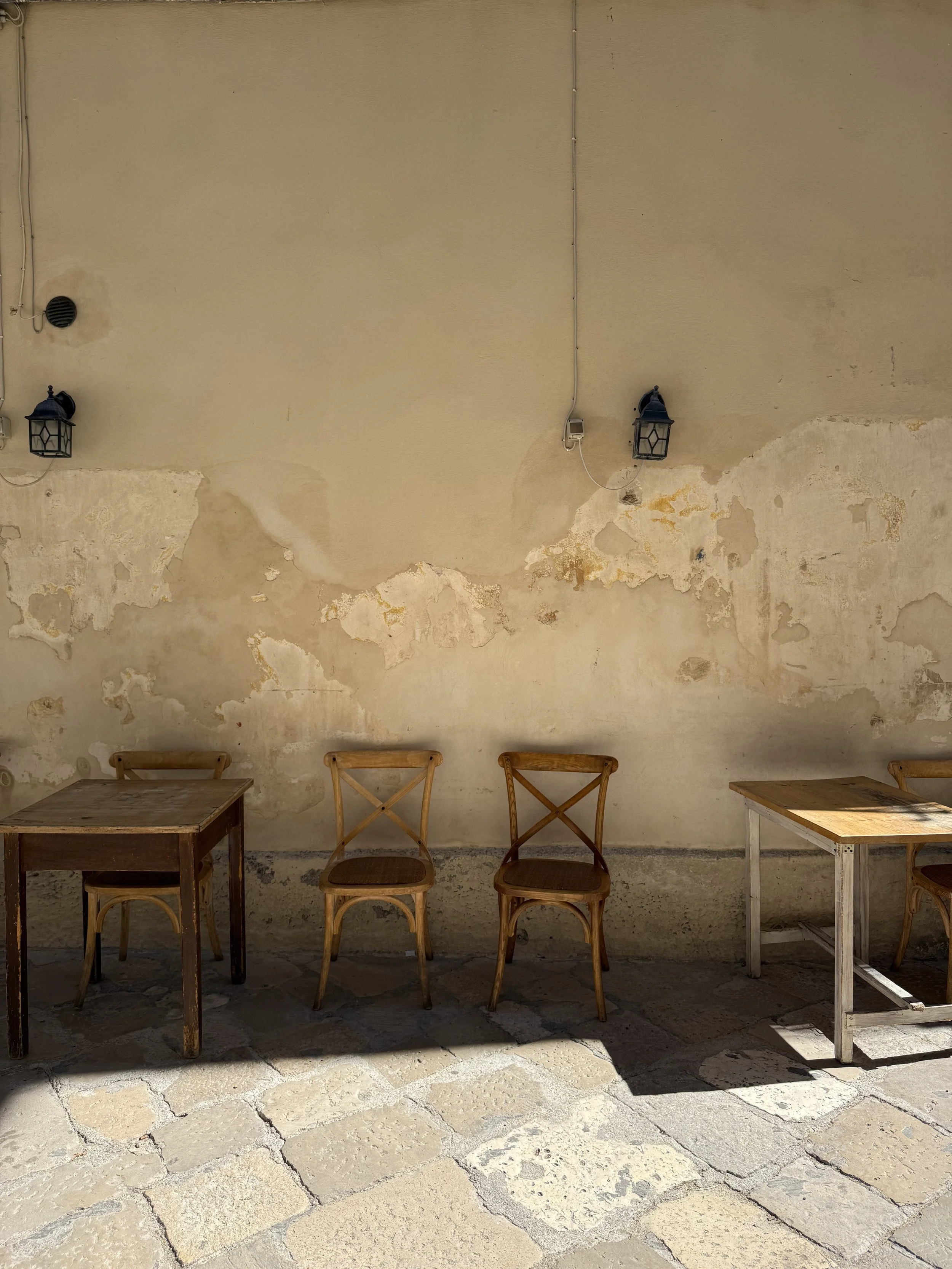 ROOV_Website_Roovmail_Italy-Puglia-Jen Johnson-Luxury Travel-02-Puglia-Trattoria-Chairs.jpg