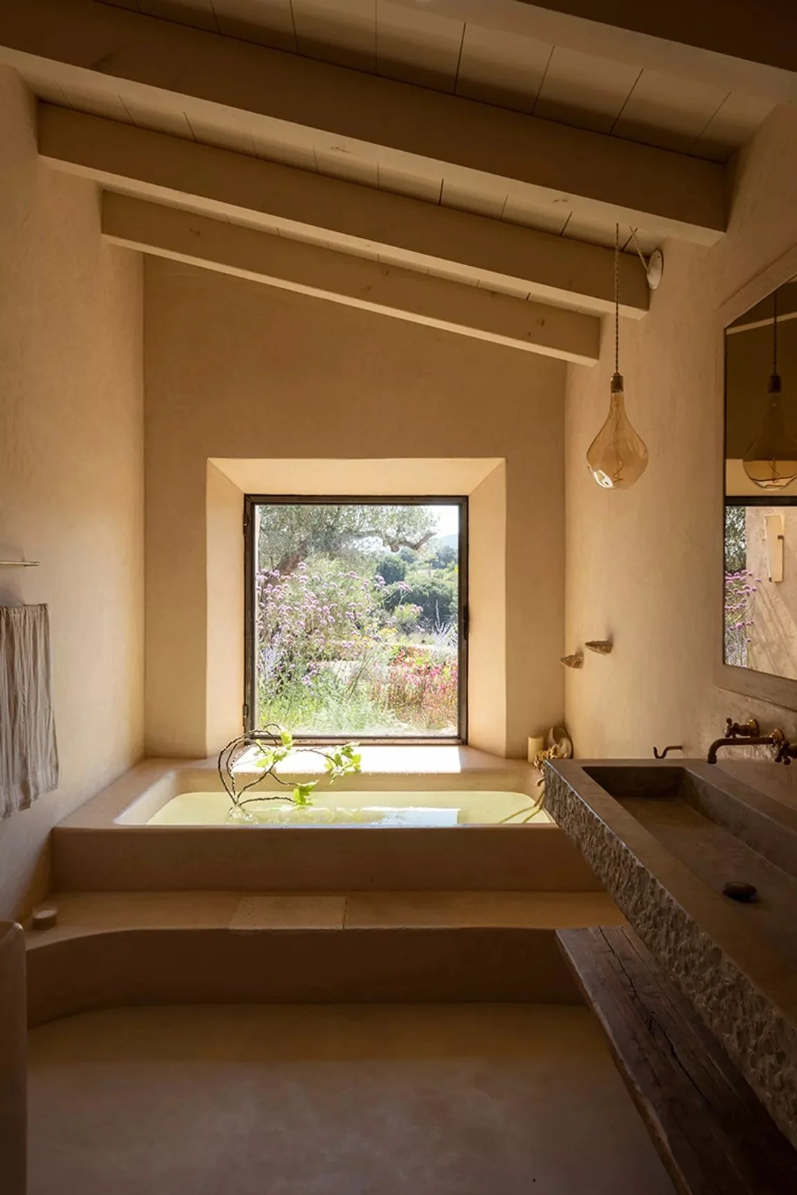 ROOV_Villas_Gardenia5.jpeg