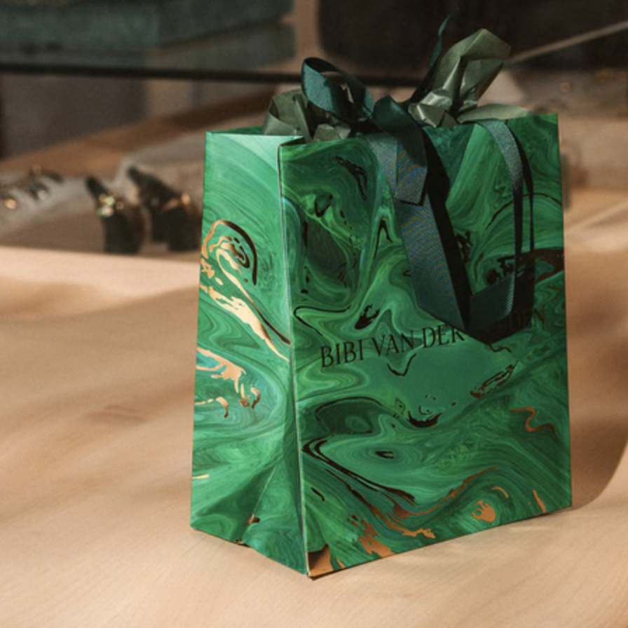 Bibi van der velden tas.png