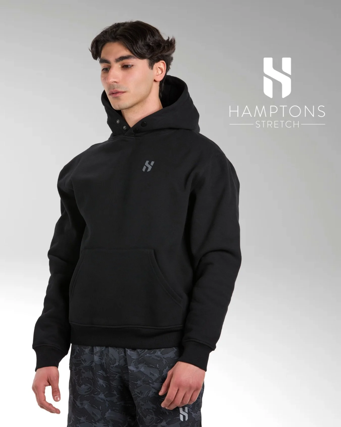 The Carbon Hoodie and Shorts. Designed for comfort engineered for everyday performance.

#athleisurestyle #newclothingbrand #indigenousowned #hamptonsstretch