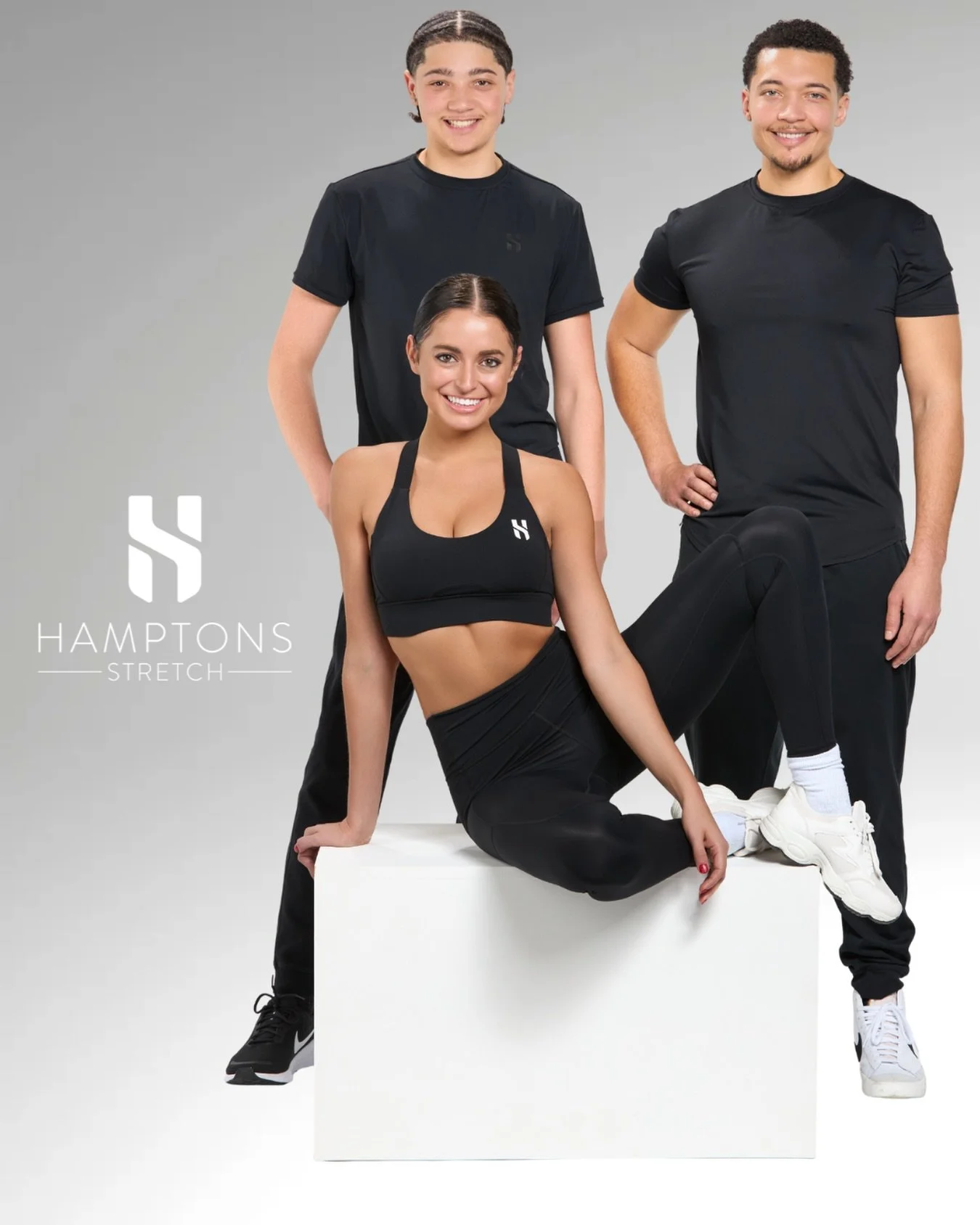 Designed for motion, made for you. Which piece from the Carbon Line would you wear first?

#athleisurewear #smallclothingbrand #hamptonssmallbusiness #hamptonsstretch