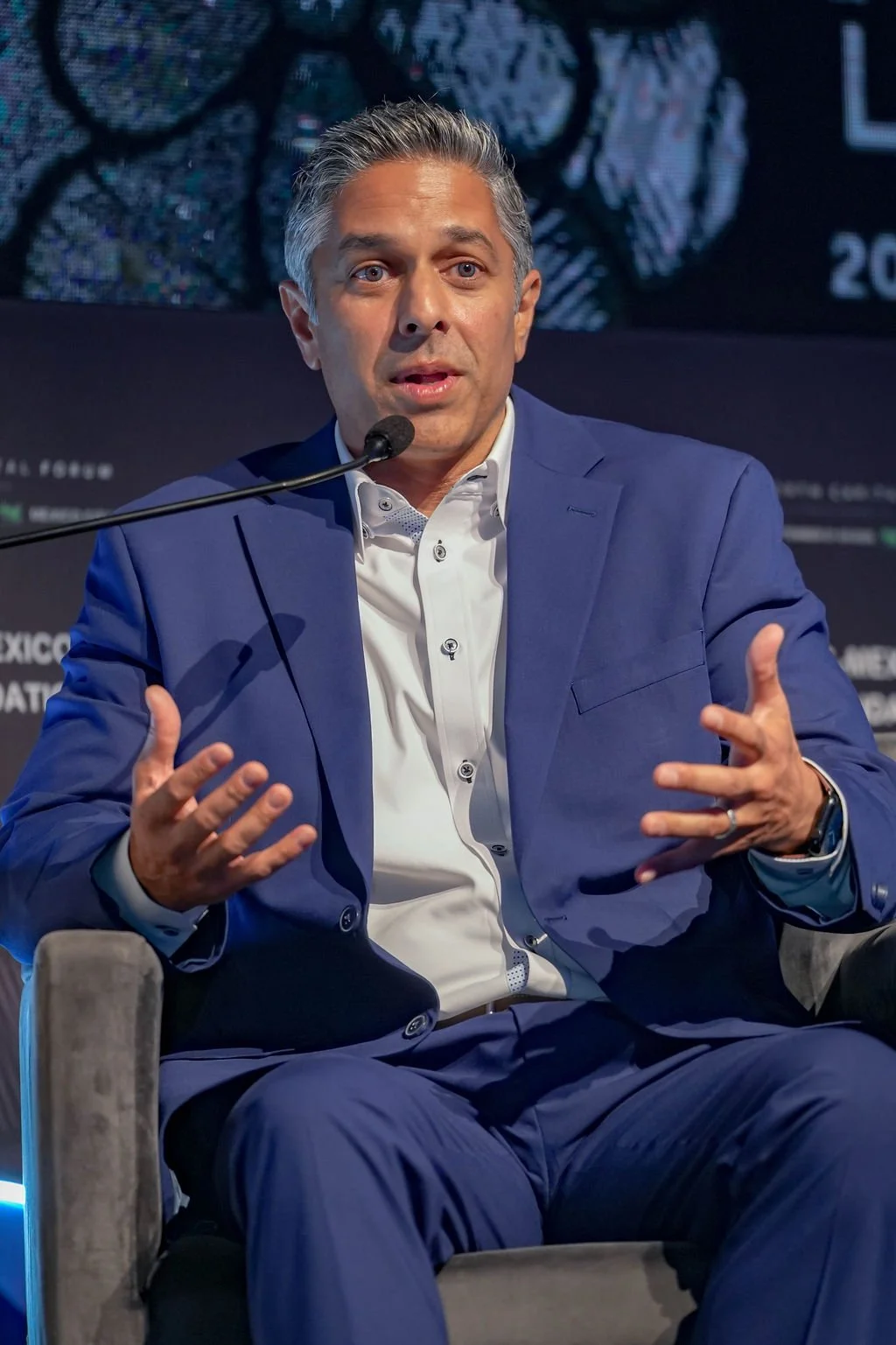 LRC_REV-17.jpg