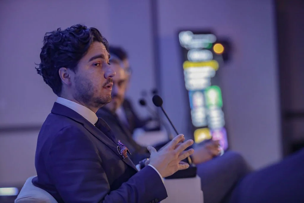 WEF_REV-37.jpg