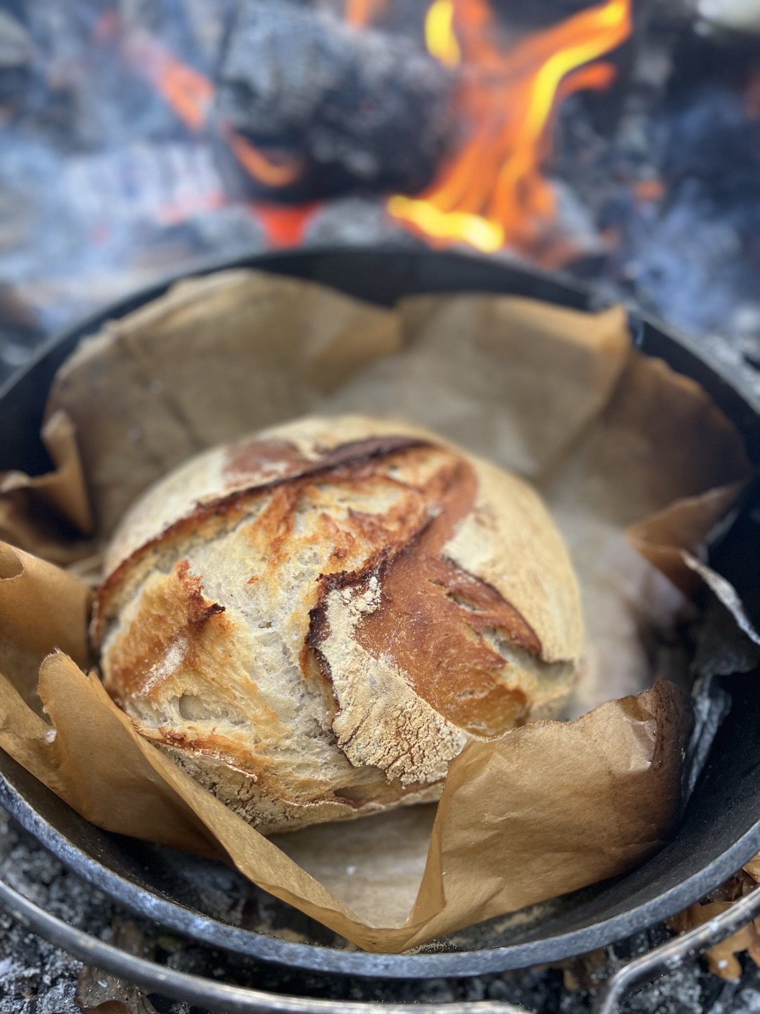 joy-farms-campfire-bread-making-workshop-surrey-petromax-dutch-oven-cooked.jpeg