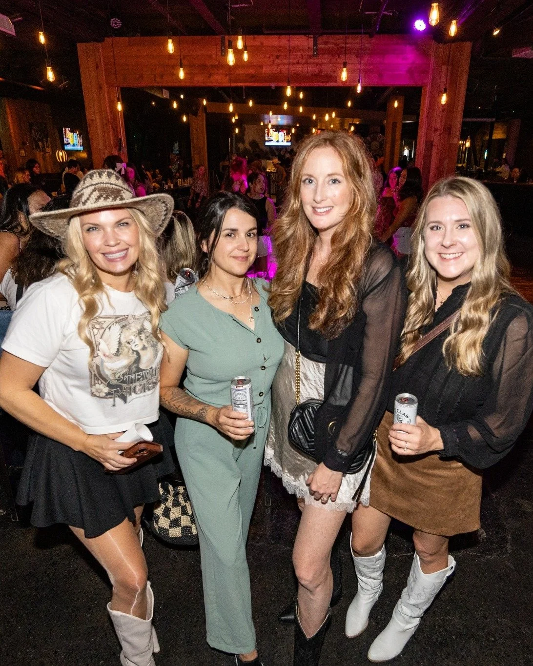 Your friends are probably hanging out at Steel Creek! 

 #tacoma_wa #tacomawashington