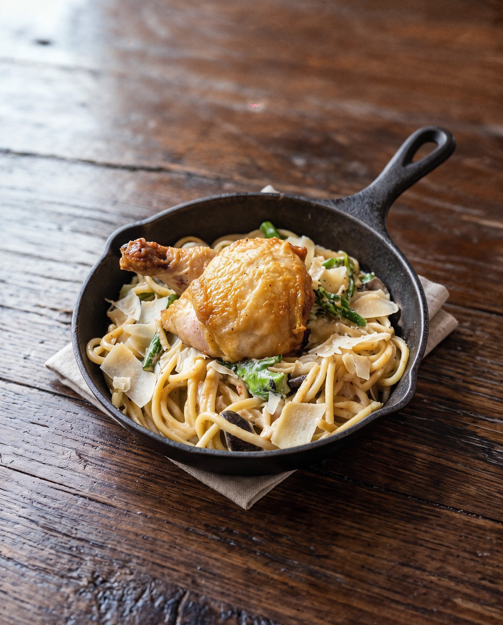 WHISKEY ISN'T JUST FOR DRINKING AROUND HERE. 🥃🔥

Meet our Whiskey Chicken Skillet &mdash; a seriously delicious combination of tender organic airline chicken, broccolini and savory mushrooms, all brought together with a rich, creamy whiskey-mustard