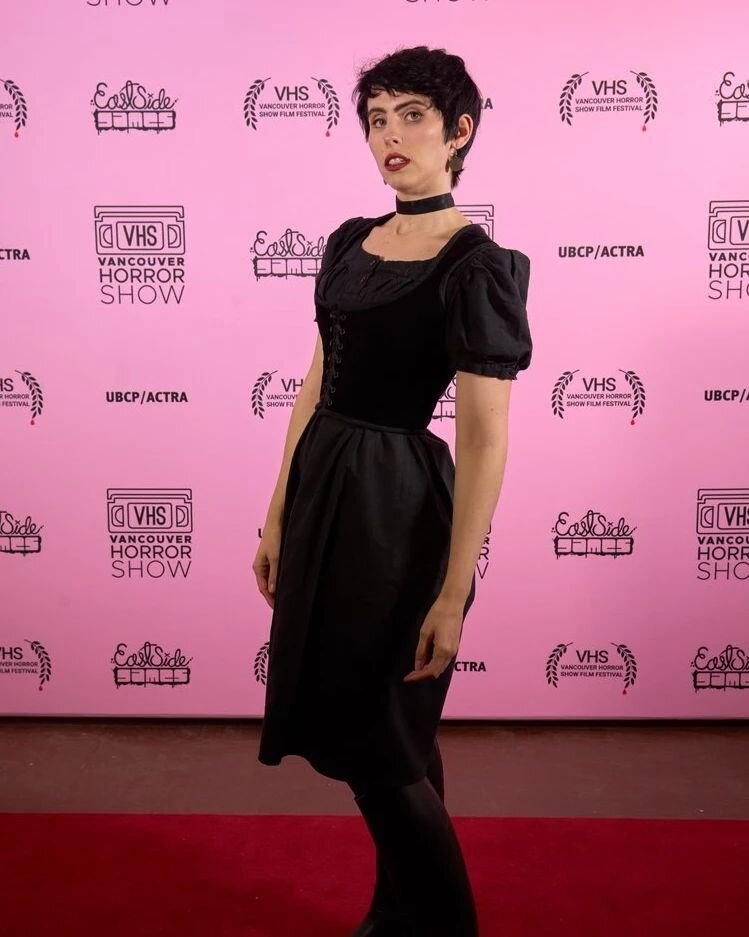 Had a glam old time at the @vancouverhorrorshow opening party earlier in the month, even if I had to wear rain boots with my me made outfit due to the weather 😅
