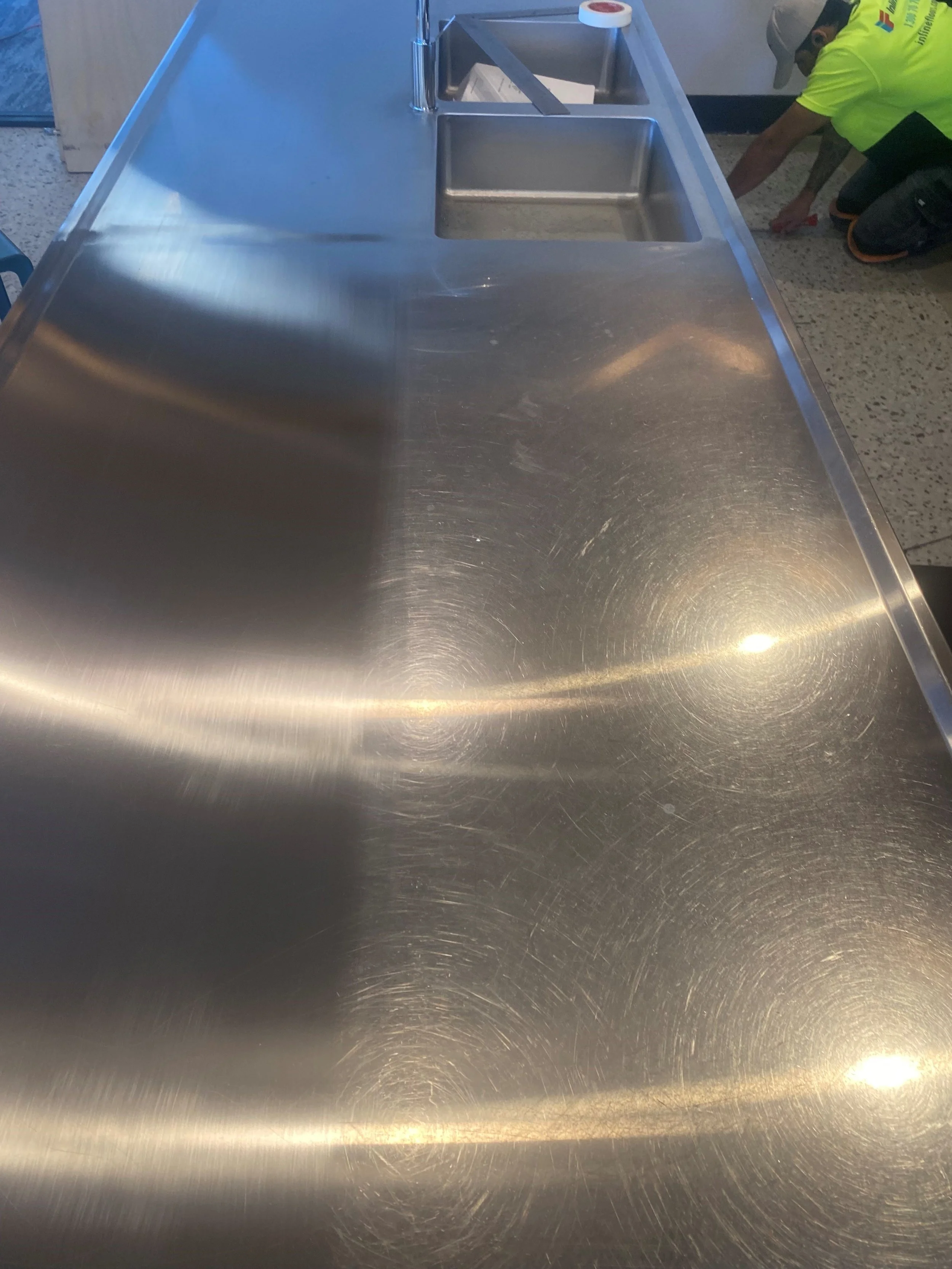 Stainless Steel Benchtop Polishing