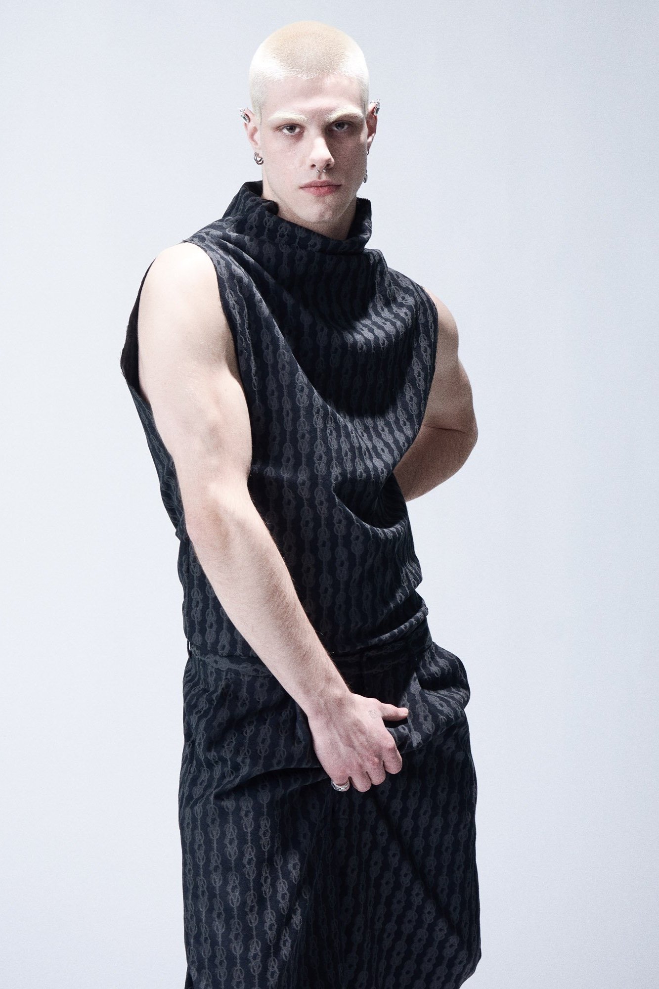 Lookbook Yezael FW 22-2314.jpg