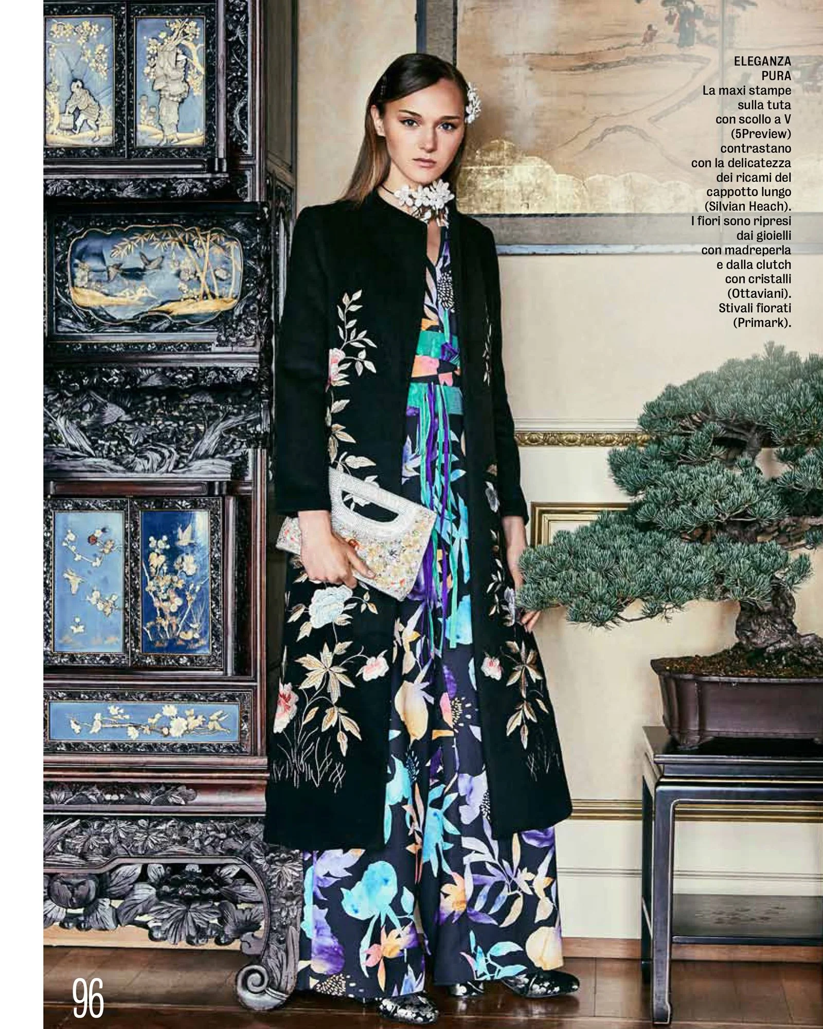 num 2017_45 pag 092_103 nome 45_MODA_GIAPPO_FIORI-3.jpg