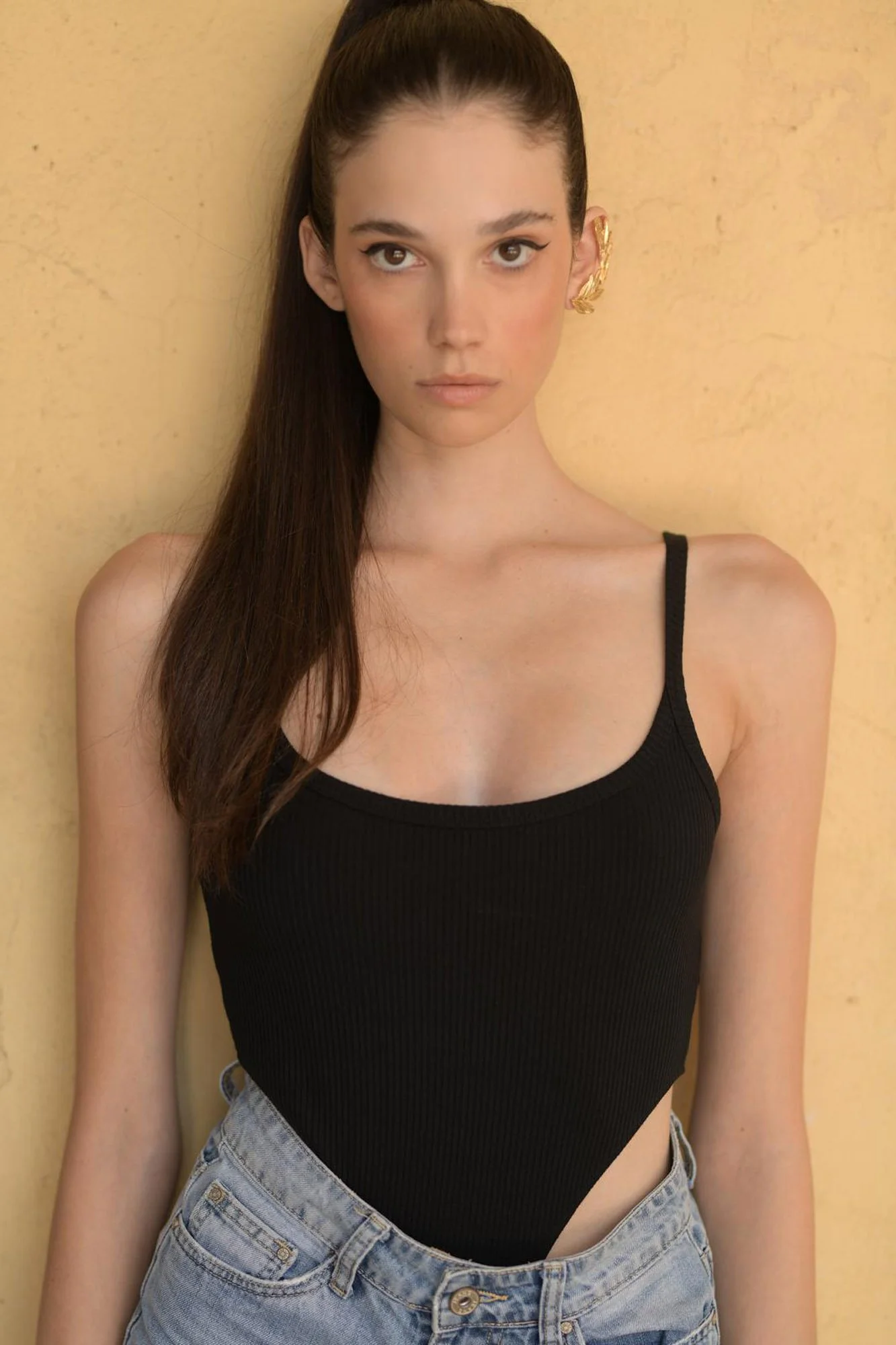 c6924644-bfb9-46c3-a942-244b60c6b78a.jpg