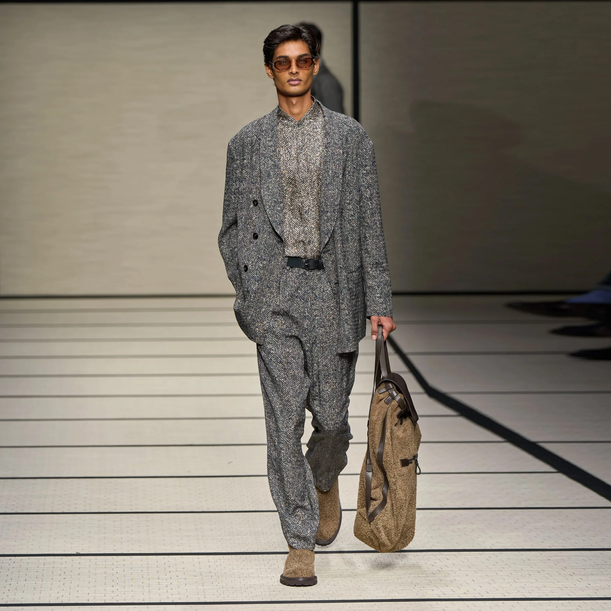 00088-giorgio-armani-fall-2025-menswear-credit-gorunway copy-.jpg