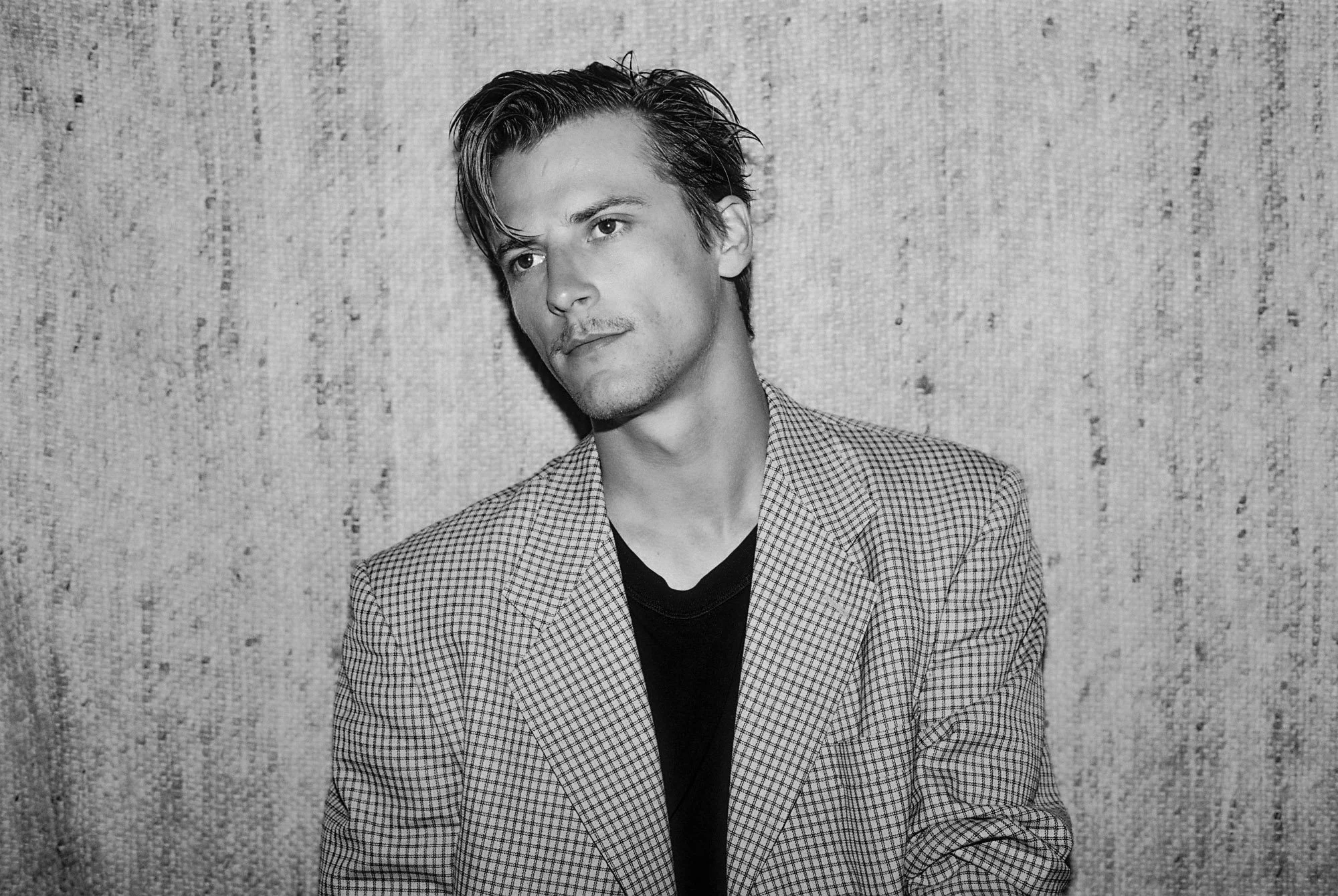 1-victor-le-dauphin-pictures-april-24-m-management.jpg