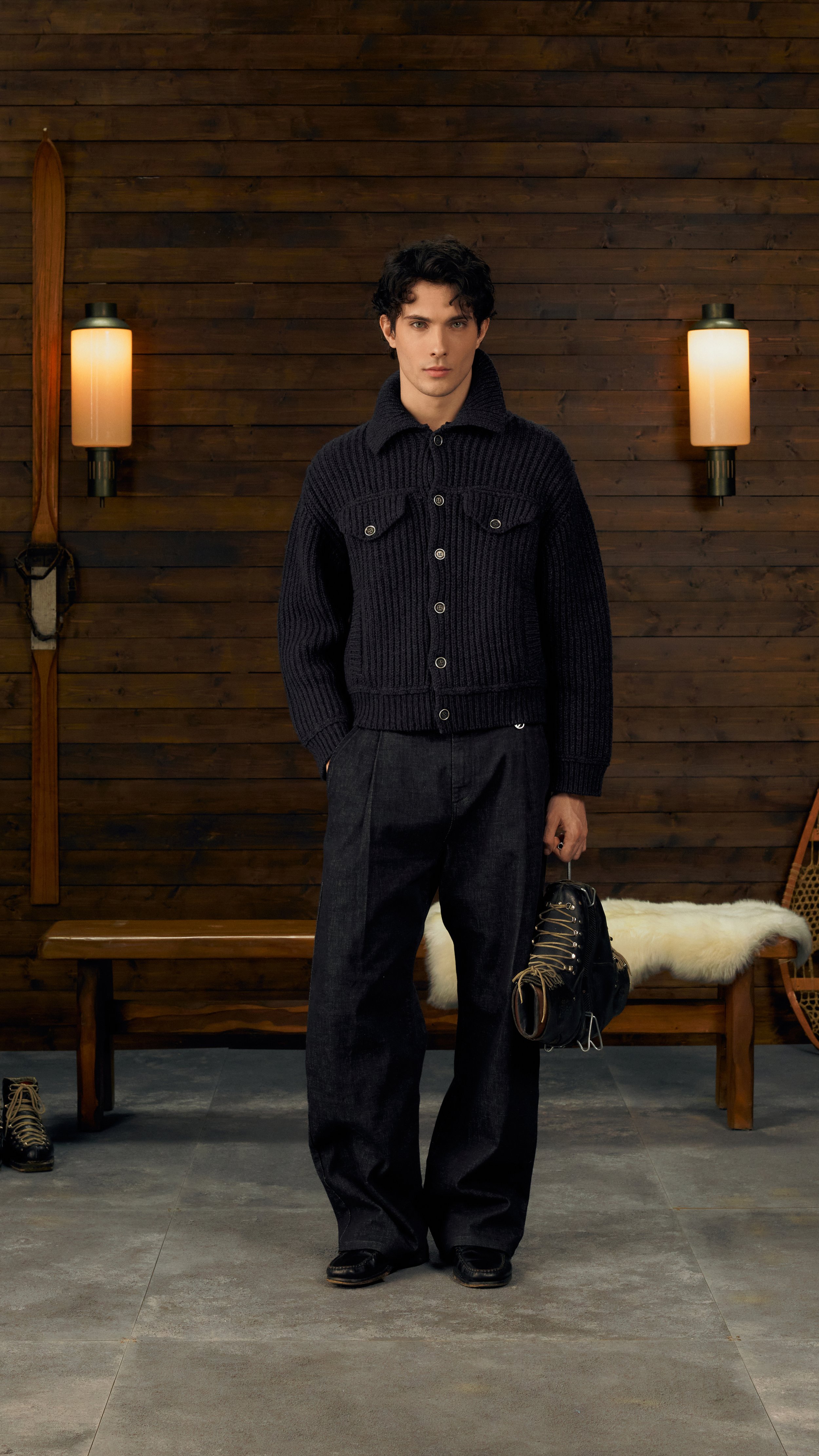 545_Away_From_Home_LOOK1_0048_0018_Livello 0 (1).jpg