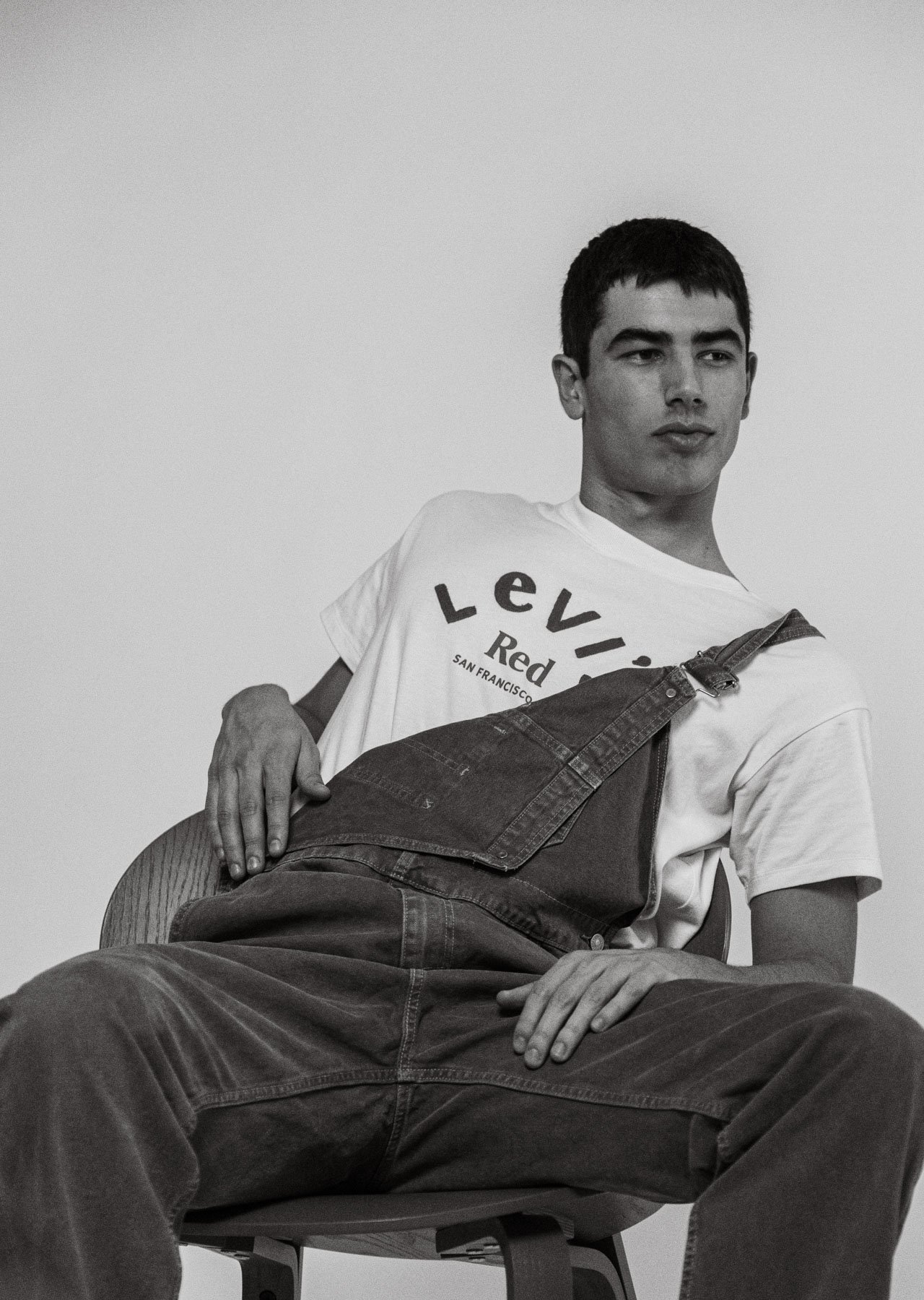 01-Alessandro-Levi's -FerrariFrancesca-002.jpg