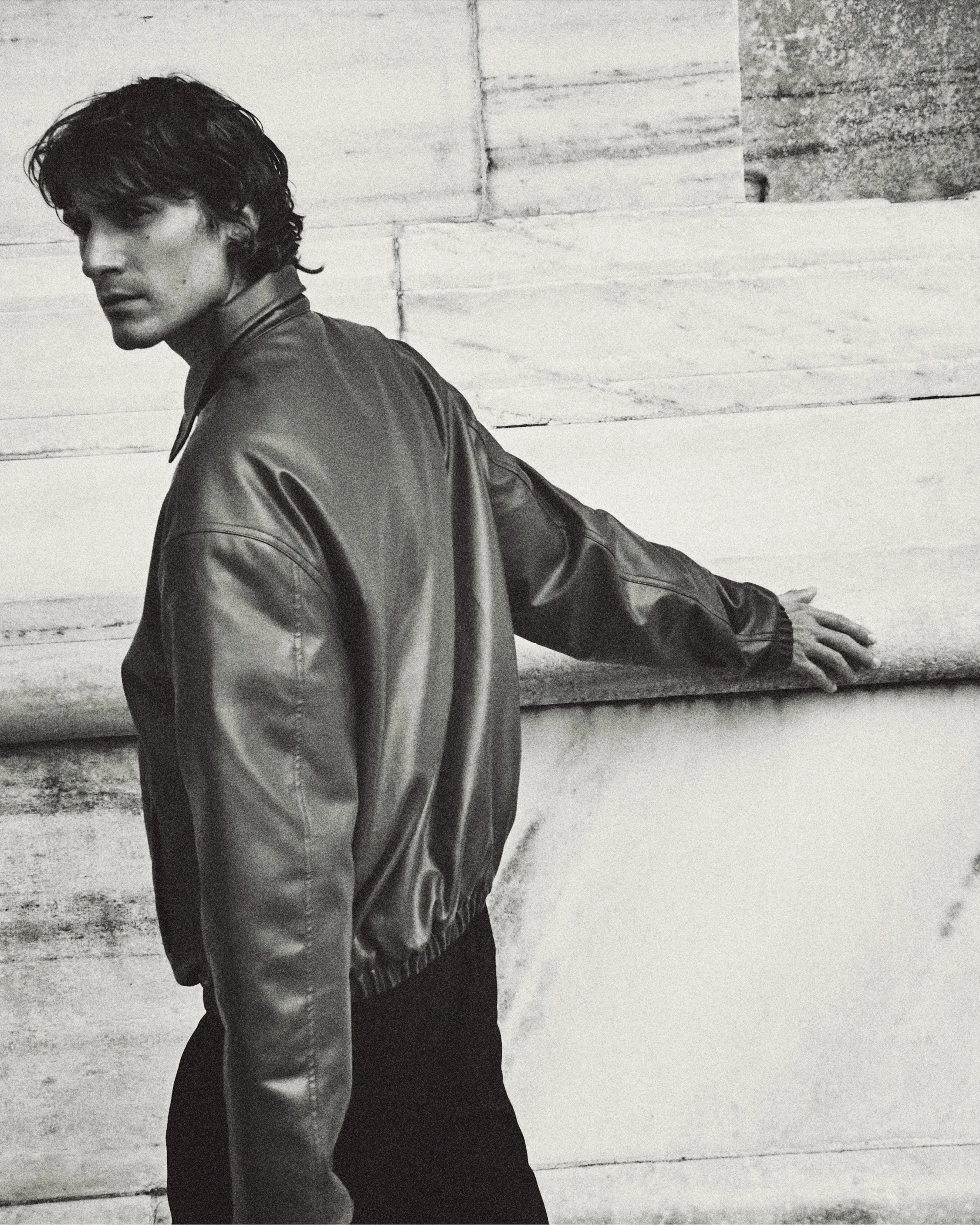 IVRY 03 Portrait.jpg