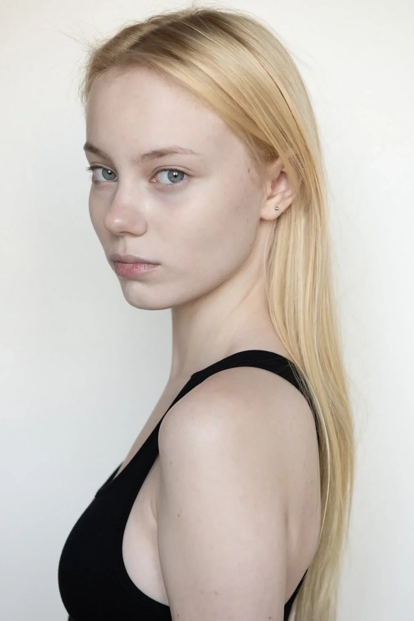 MILANA.jpg.webp