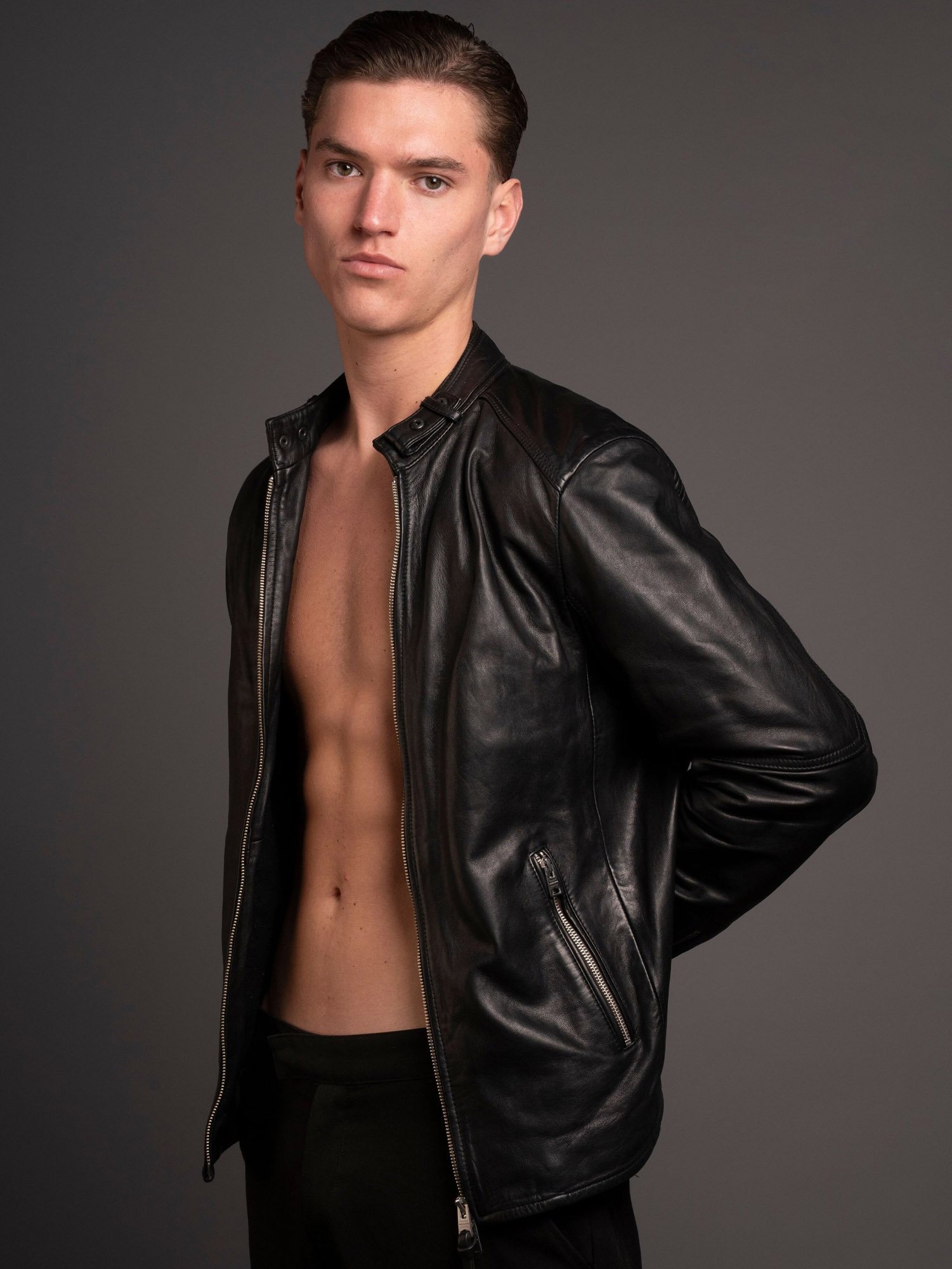 4-jude-jones-main-book.jpg_1.jpg