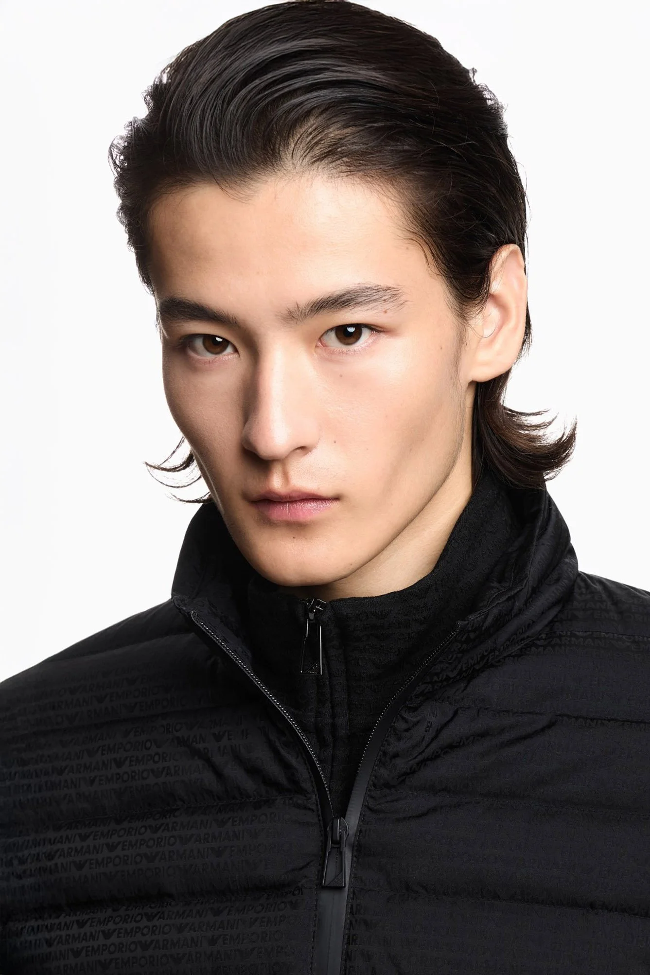 FRONT EM004953_AF15384_UC001_C_SS2026 copy.jpg