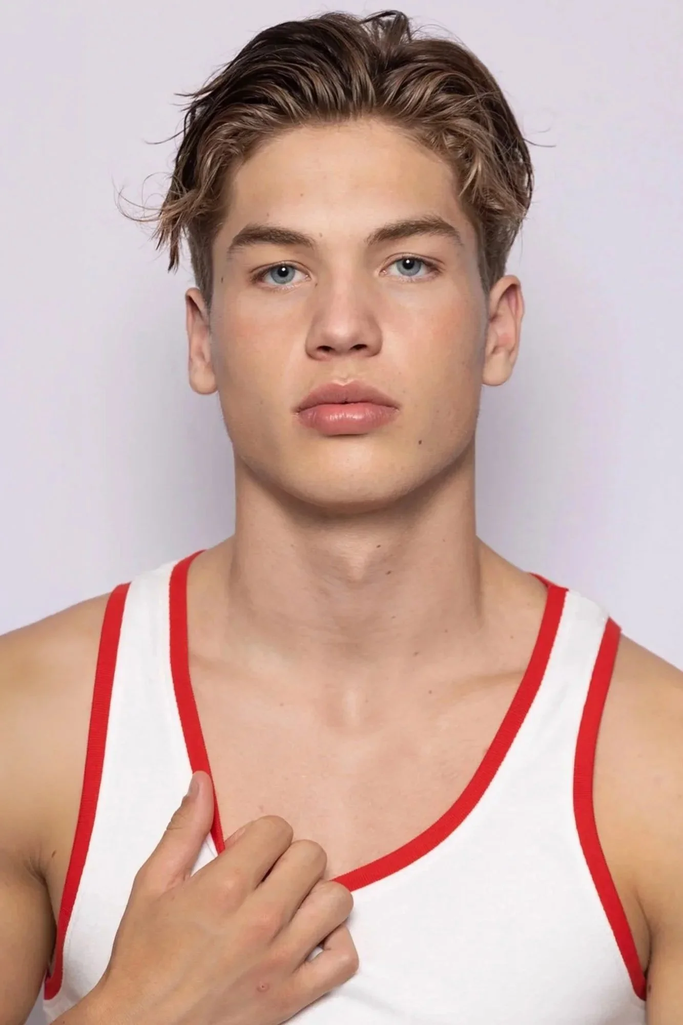 HESSEL-JONG.jpg