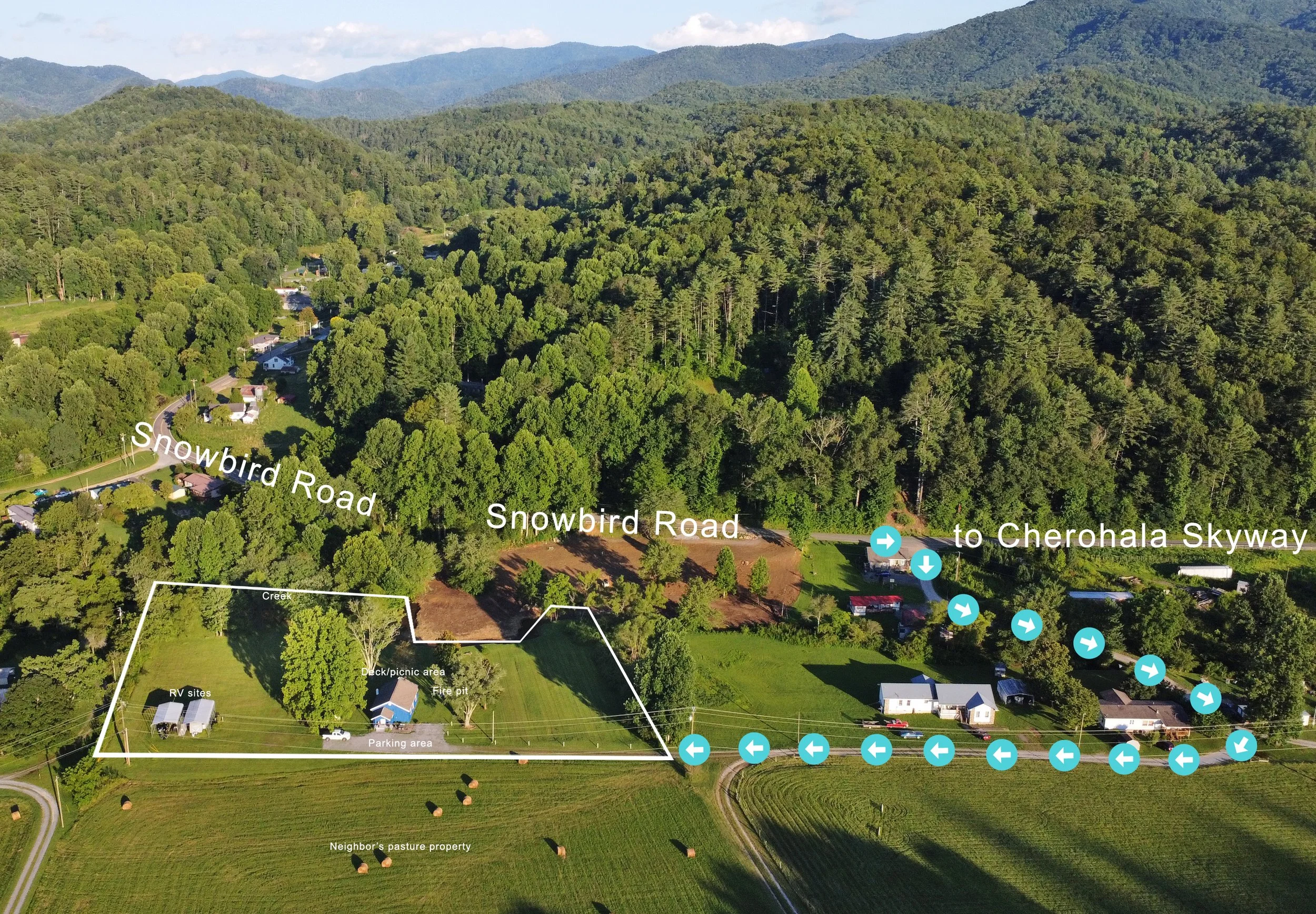 Carolina Joy Vacation Rental – quiet mountain cabin in Robbinsville, North Carolina near Tail of the Dragon