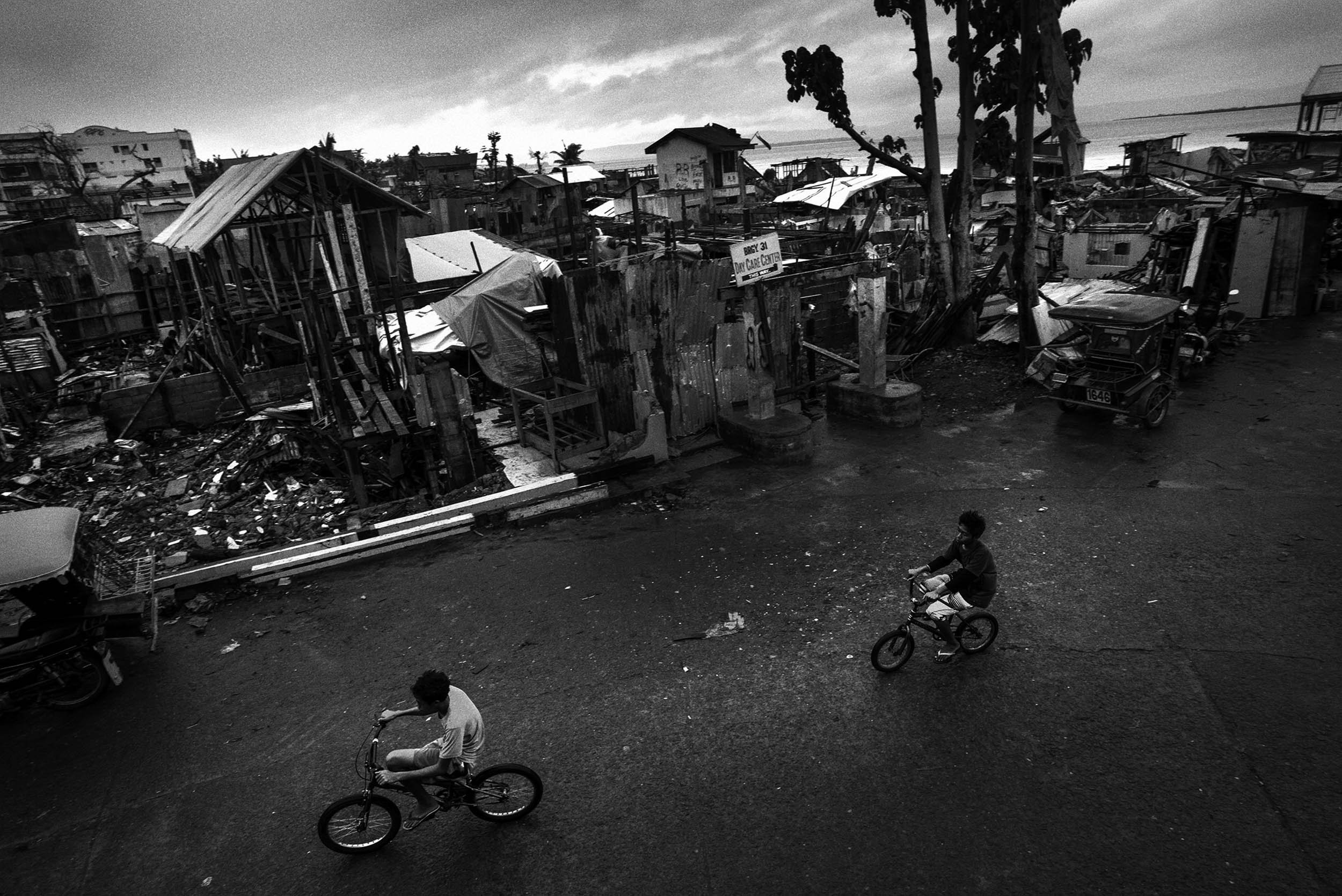 096Philippines2014BW.jpg