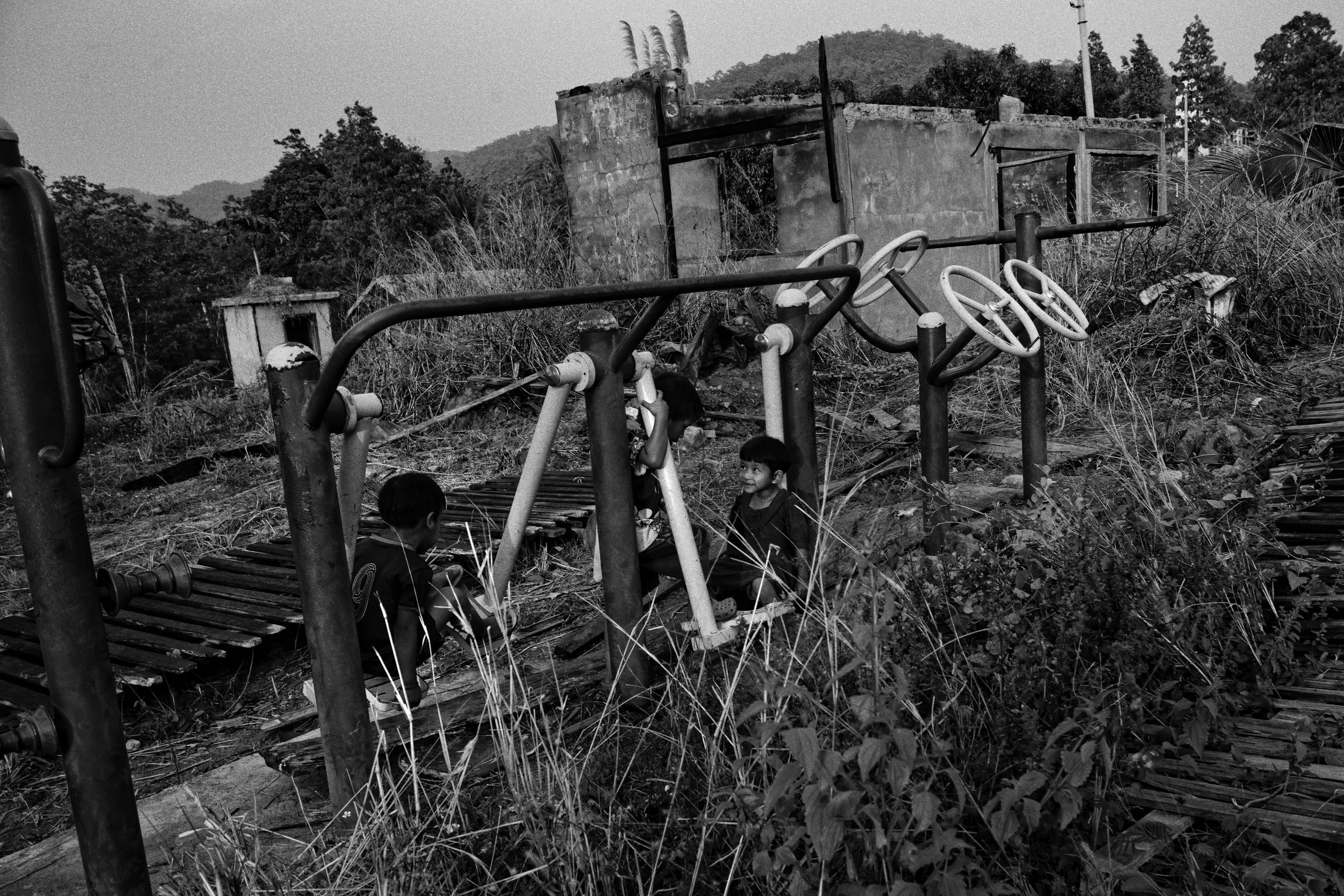 4283bMyanmar26BW.jpg
