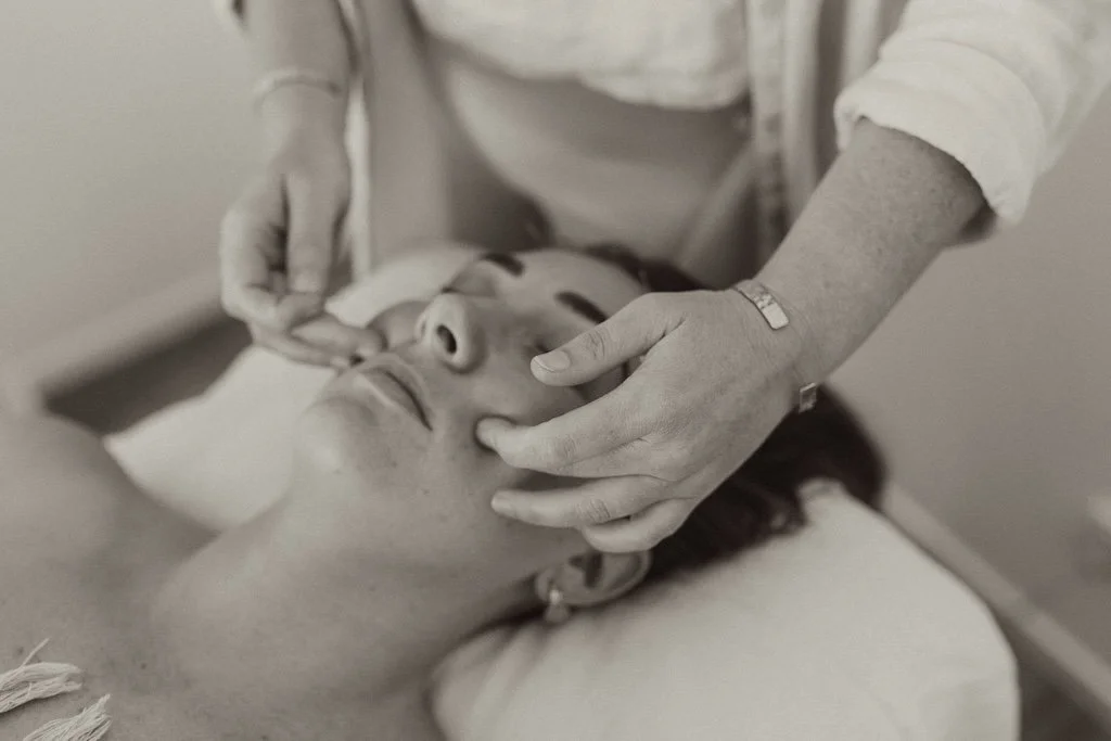 Why Your Jaw Won’t Relax: The TCM Connection Between Stress, Tension and TMJ