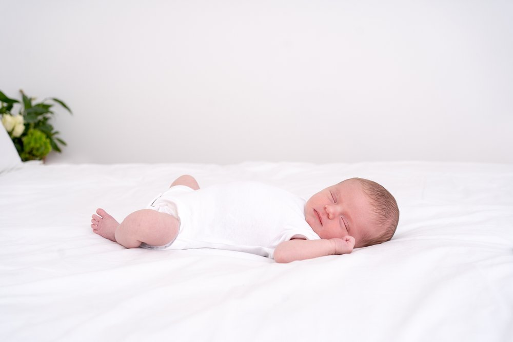 A newborn session from snuggle to snooze (4).jpg