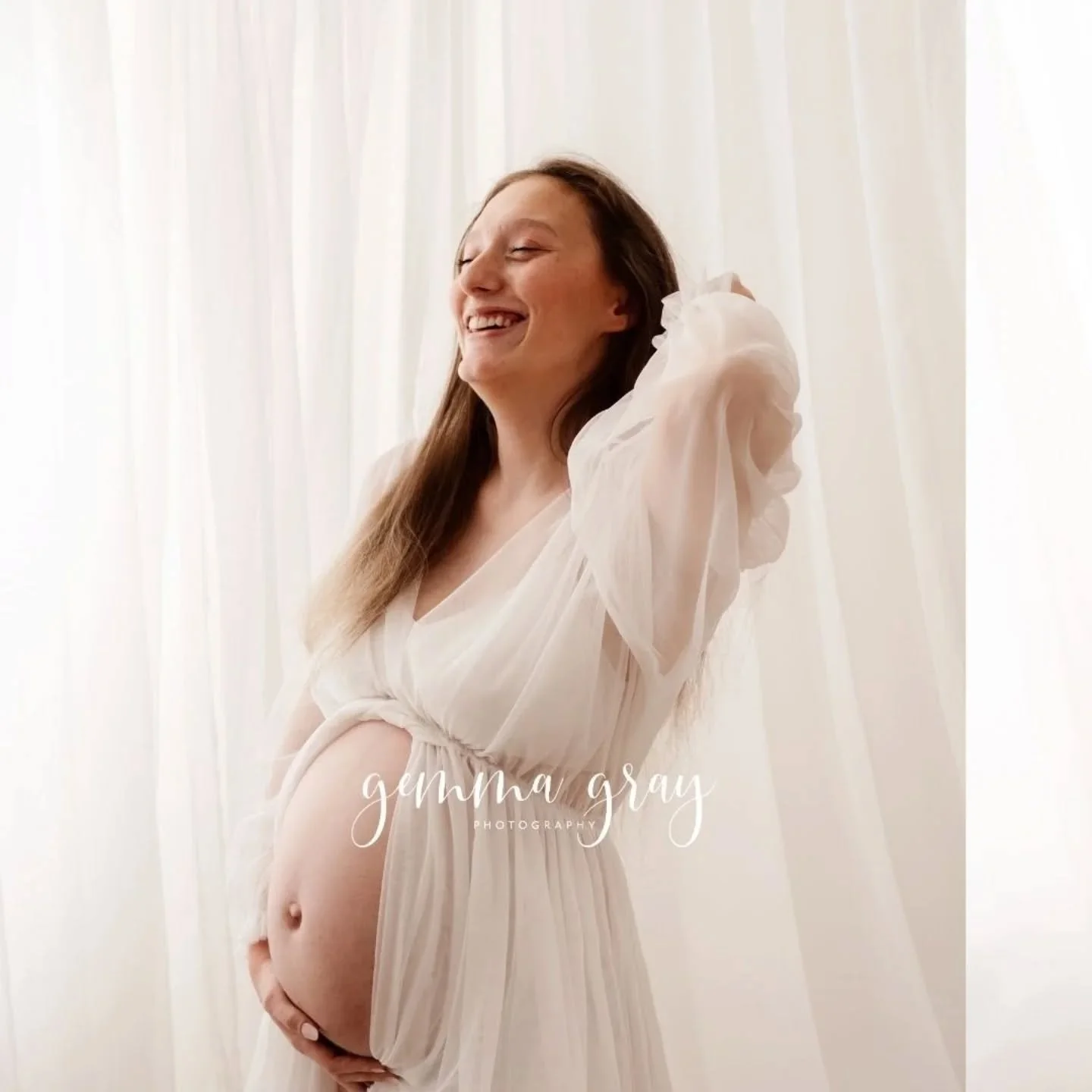 When your sister is....

your biggest supporter, 

the first phone call you make and 

the person you fight all of your battles beside. 🤍🤍

In my case she's also the person you take the mic out of because it's just too easy. 🤣🤣🤣 

Sisters are mo