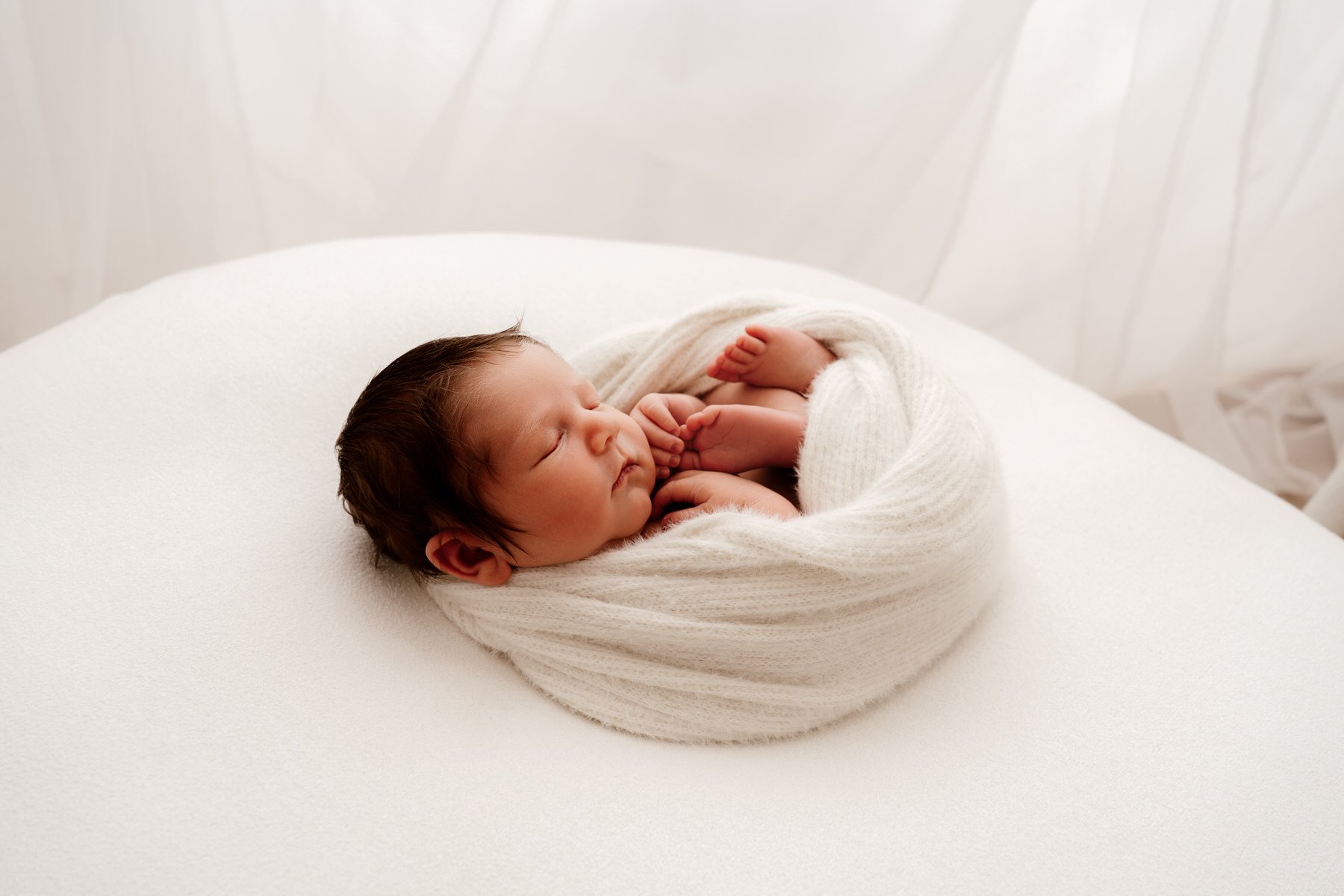 Newborn Baby Photographer in Dundee & Angus (18).jpg