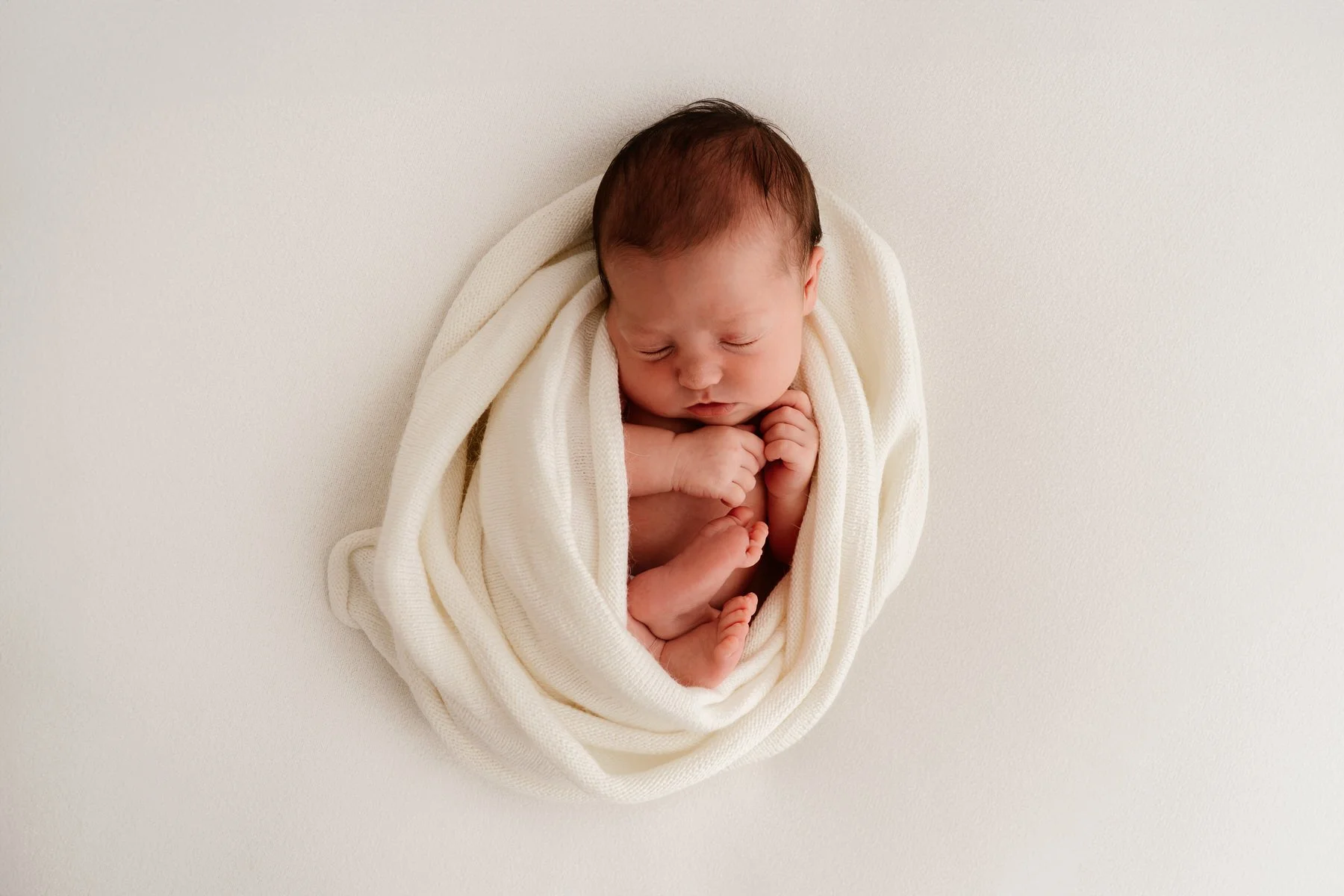 Newborn Photographer in Dundee & Angus (6).jpg