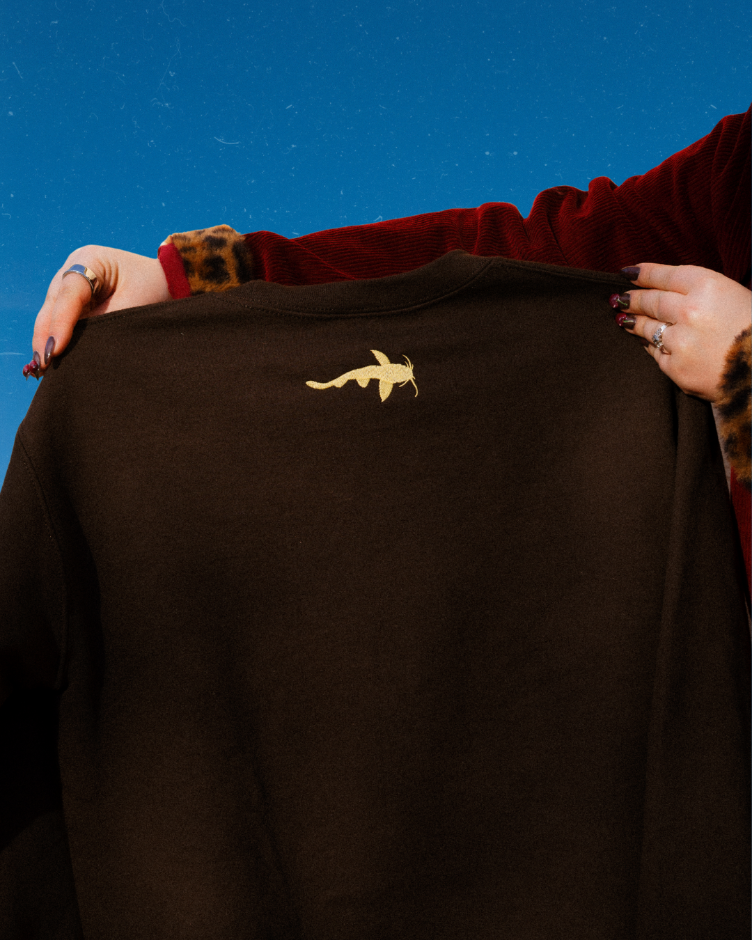 Sweater and socks 5.png