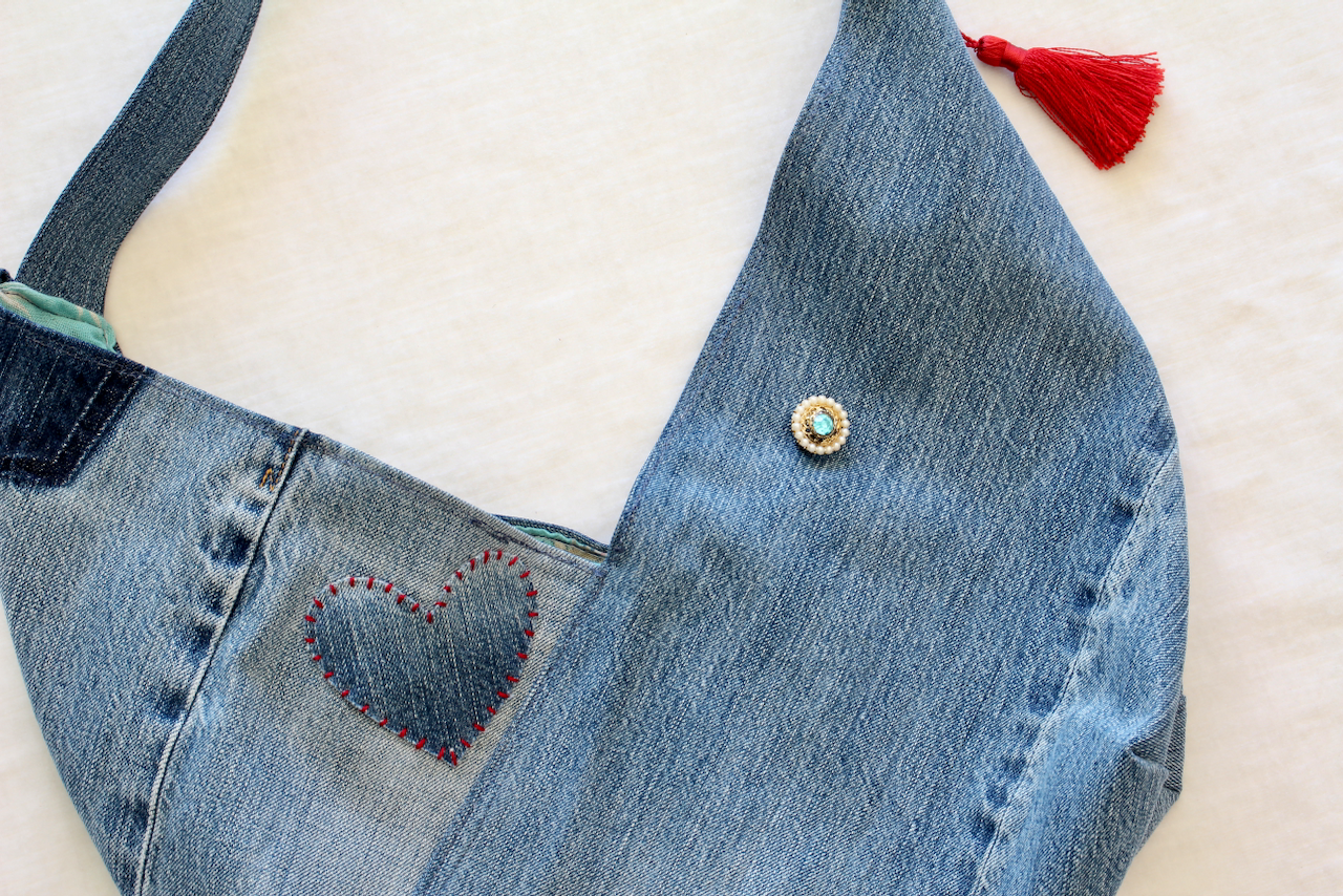 recycled-denim-hobo-handbag3.png