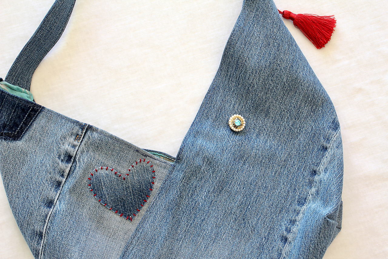 recycled-denim-hobo-handbag3.png