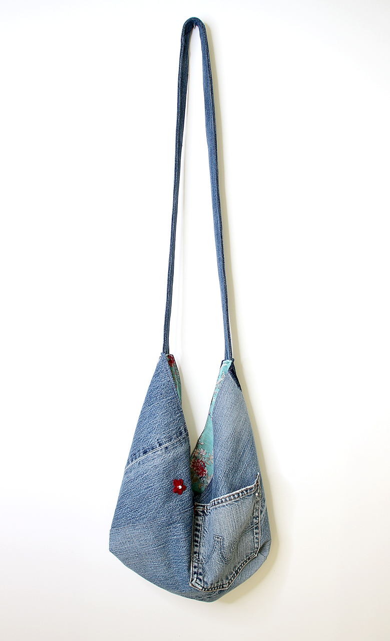 recycled-denim-hobo-handbag10.png