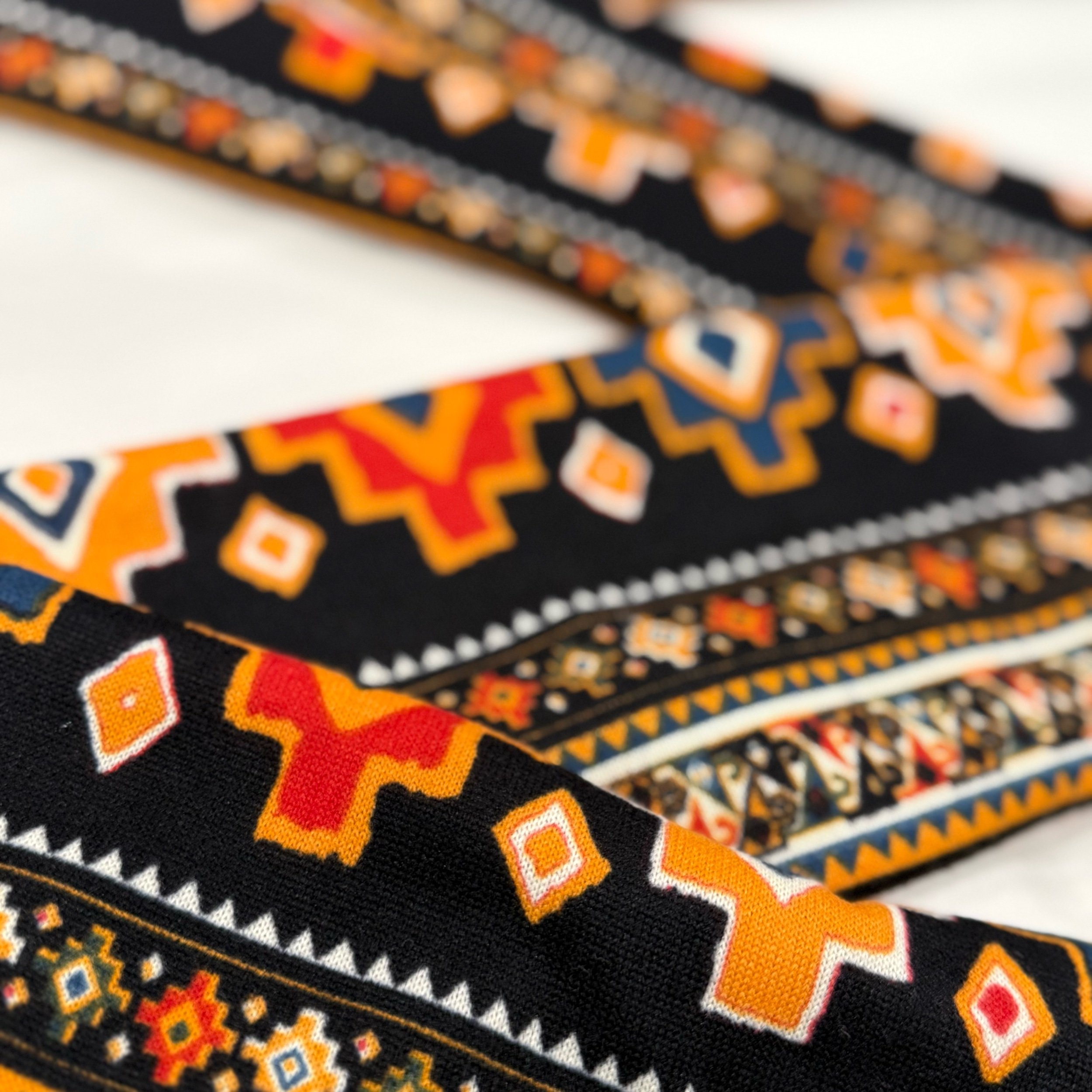 A western pattern black and orange turban