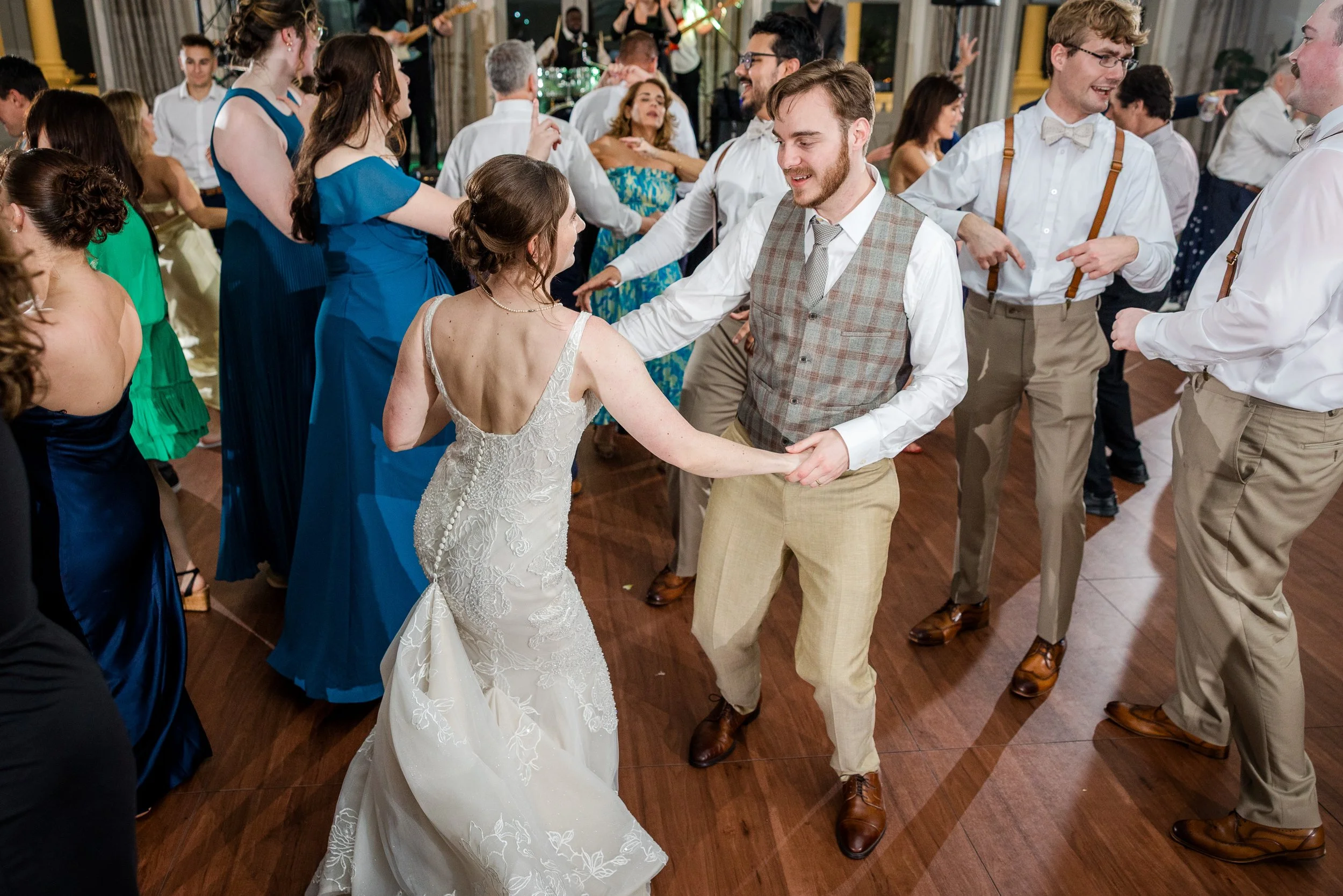 How Hiring a Live Band For Your Wedding Can Make For An Epic Reception