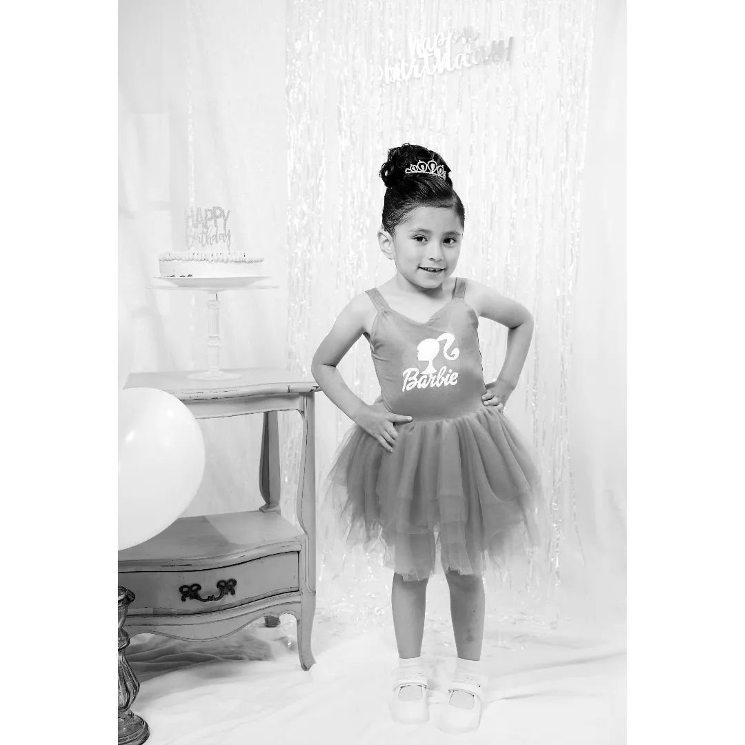 Birthday in Barbie tutu.
swipe ➡️ for color
#centralcoast #centralcoastbride #centralcoastweddings #weddingphotographer #eventphotographer #centralcoastphotographer #wedding #quince #quincea&ntilde;era #portrait #family #senior #corporate