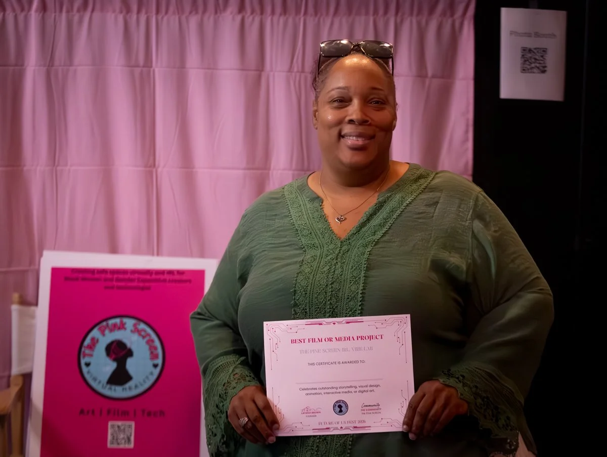 The Pink Screen IRL-142.jpg