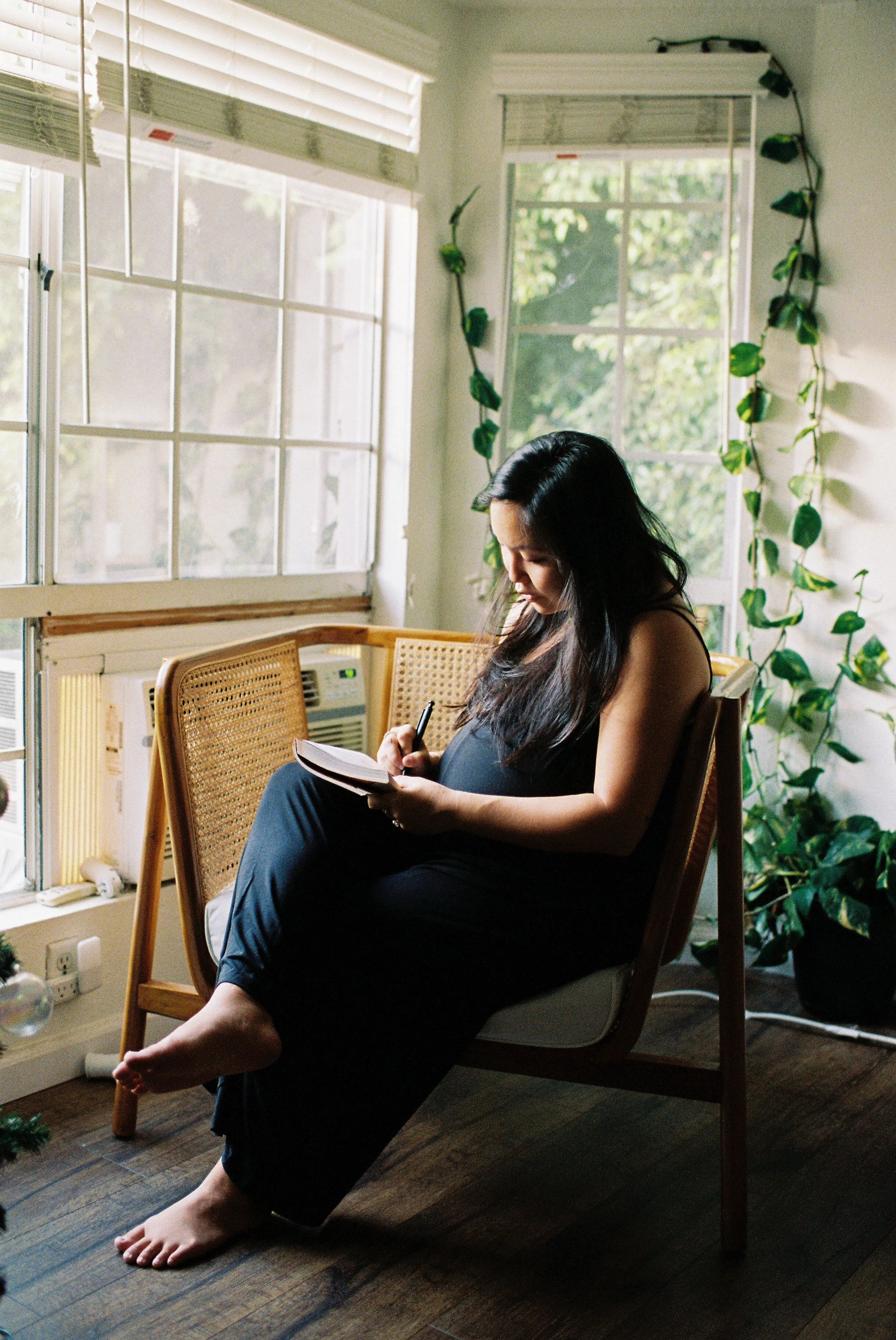 h+j at home maternity-2022-by-nimtom-12.jpg