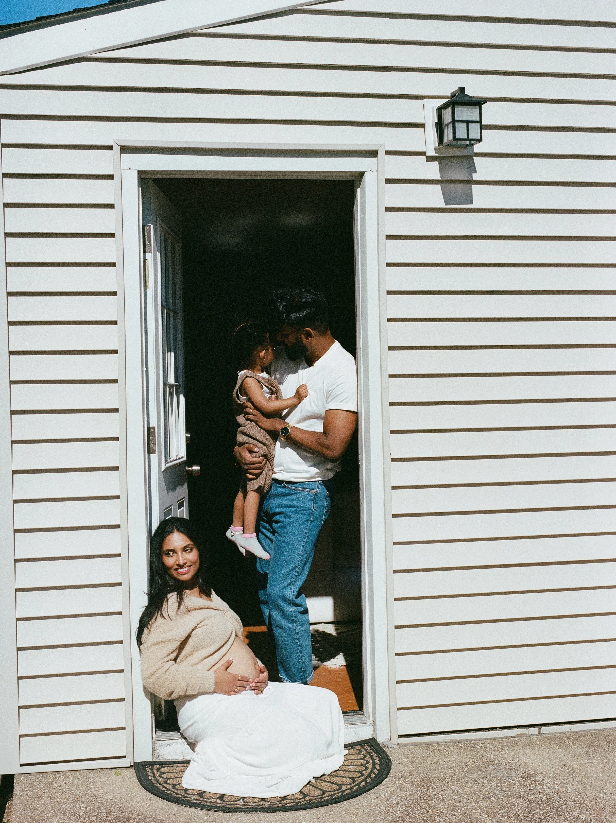 Rudra Family Maternity-by-NimTom2024-238.jpg