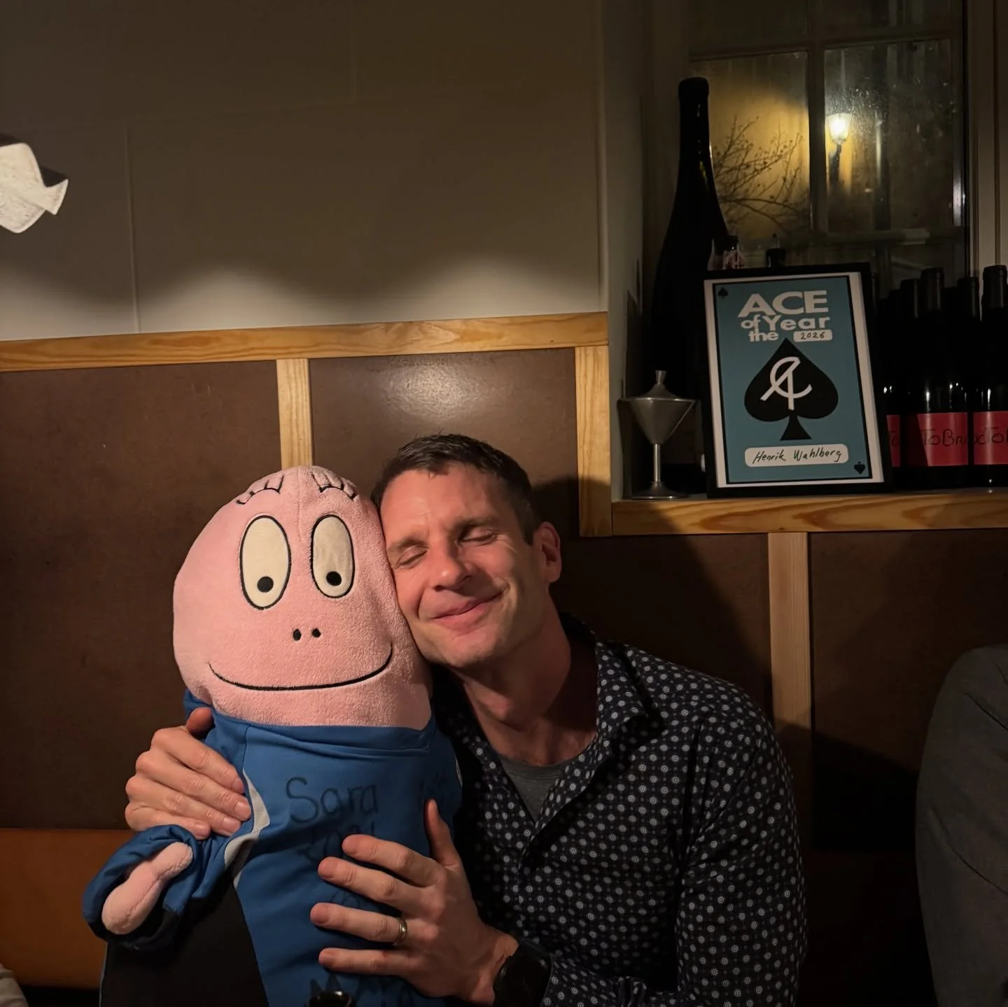 ACE of the Year g&aring;r till ingen mindre &auml;n v&aring;r egen Hank! &spades;️ 🌟 

Genom h&aring;rt, uth&aring;lligt och extremt noggrant arbete har Henrik lagt grunden f&ouml;r att vi ska vara fr&auml;scha nu, och om fem &aring;r. F&ouml;rutom 