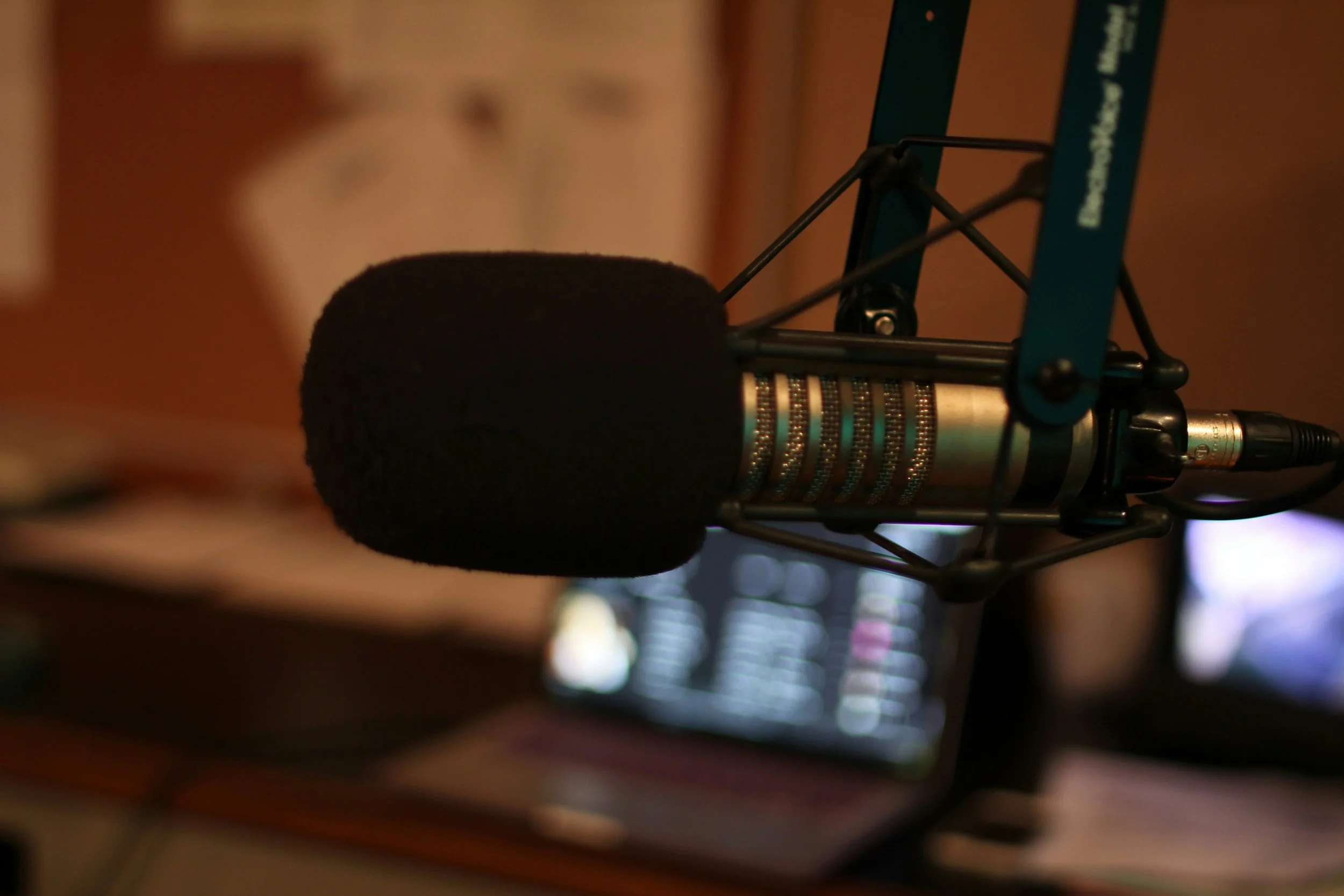 Toolkit developed to help community radio stations deliver lifesaving road safety messages