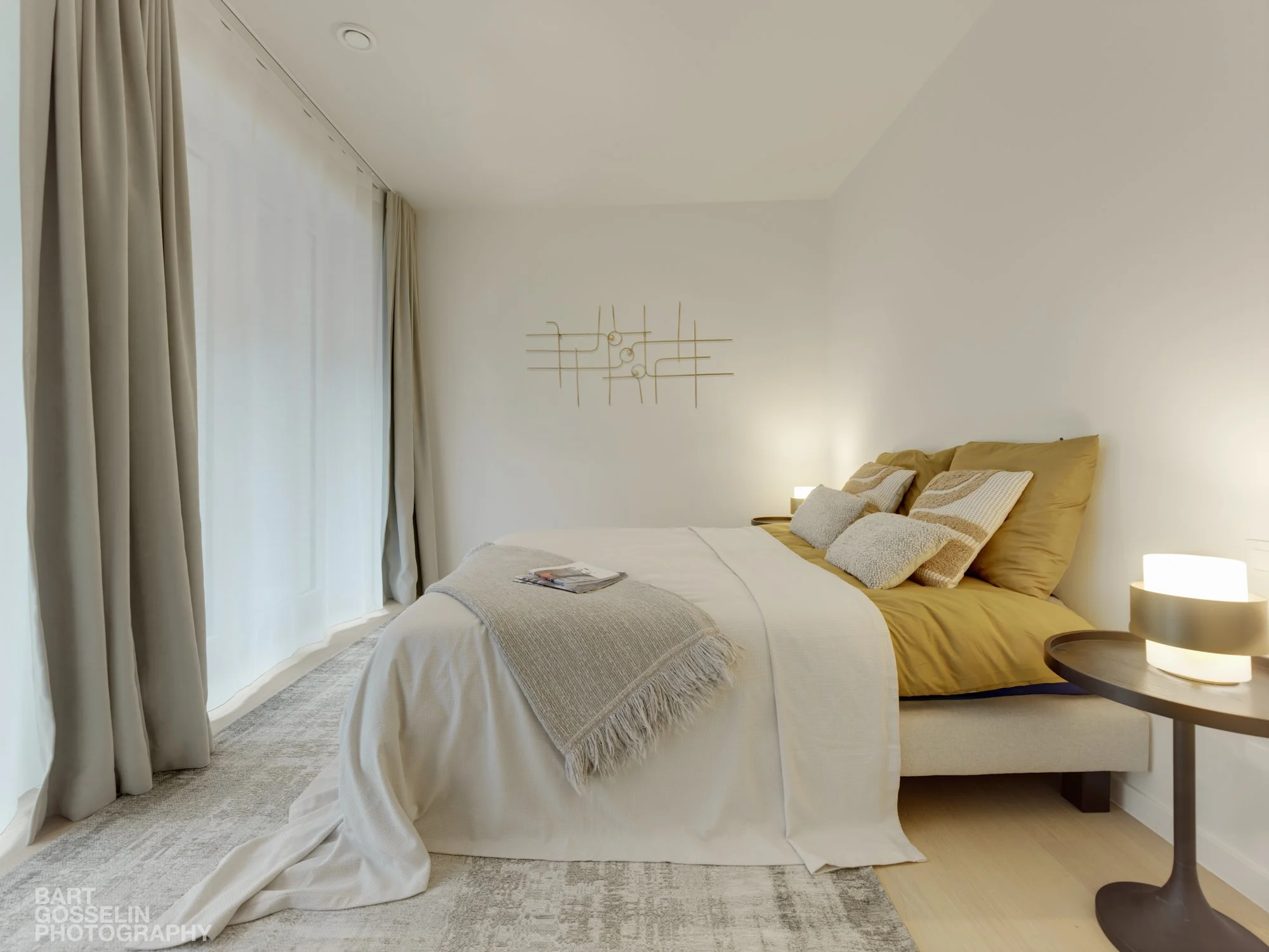 2512 3LIV model app 18.jpg