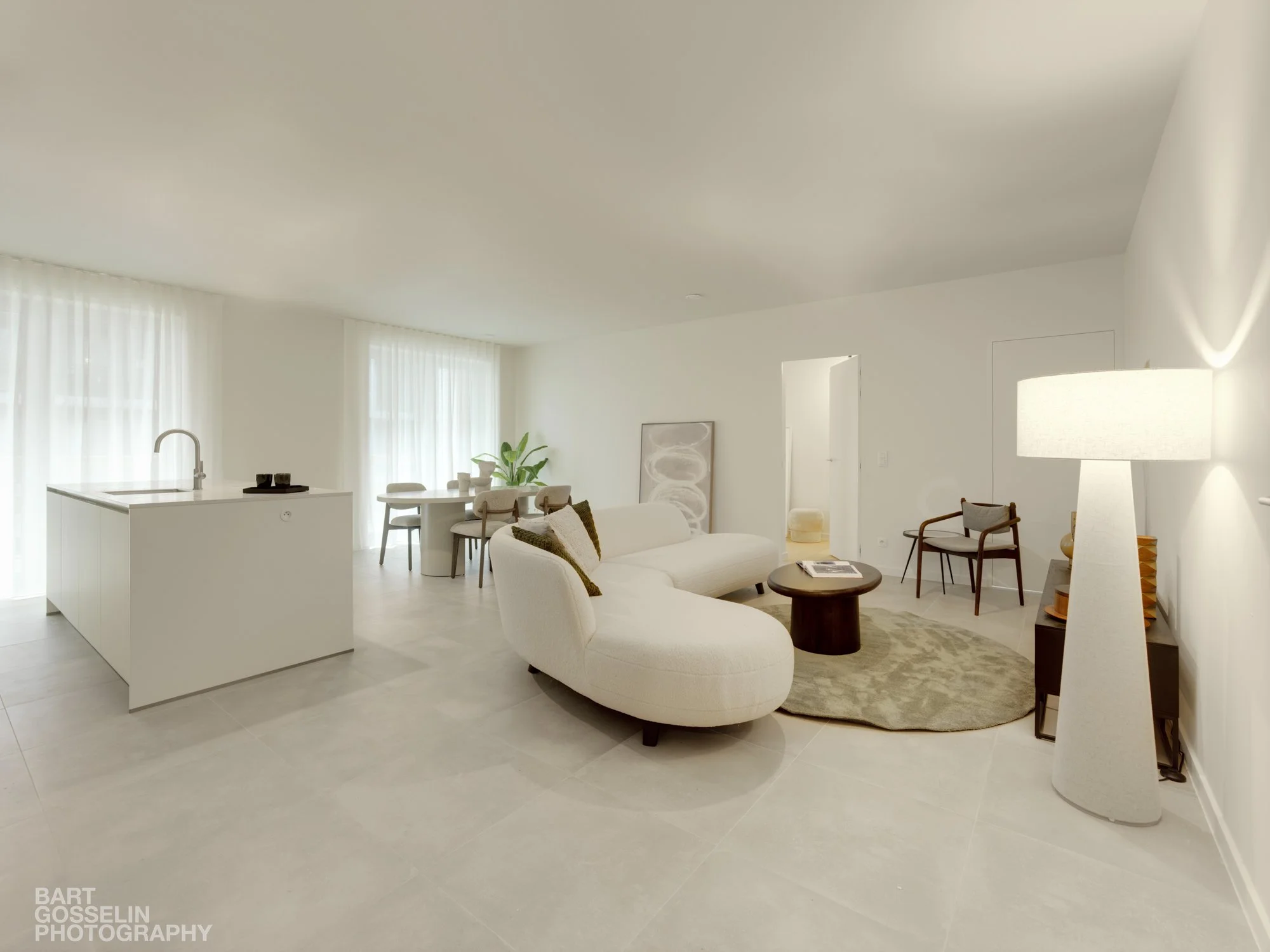 2512 3LIV model app 02.jpg