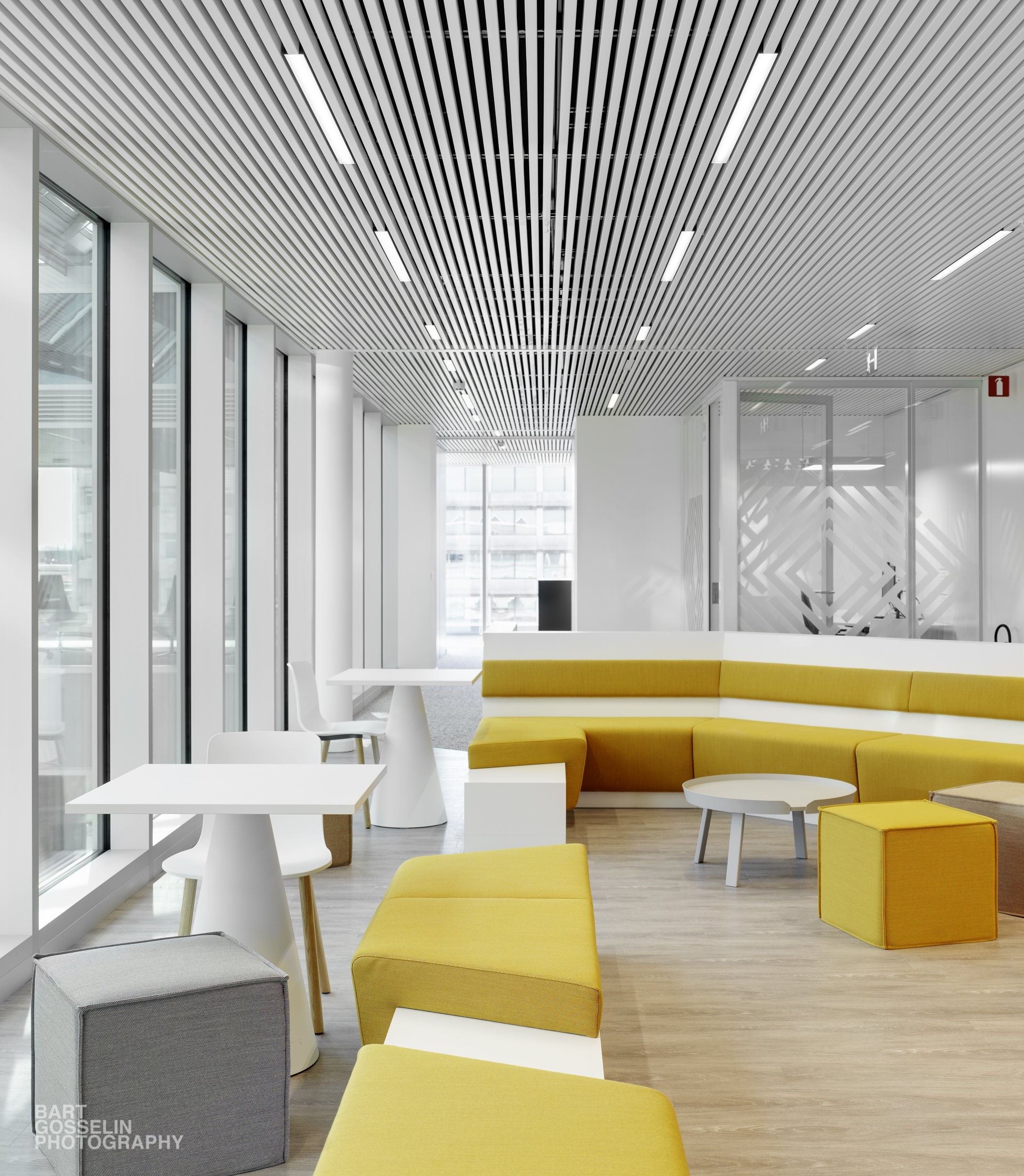 AXA BG 42.jpg