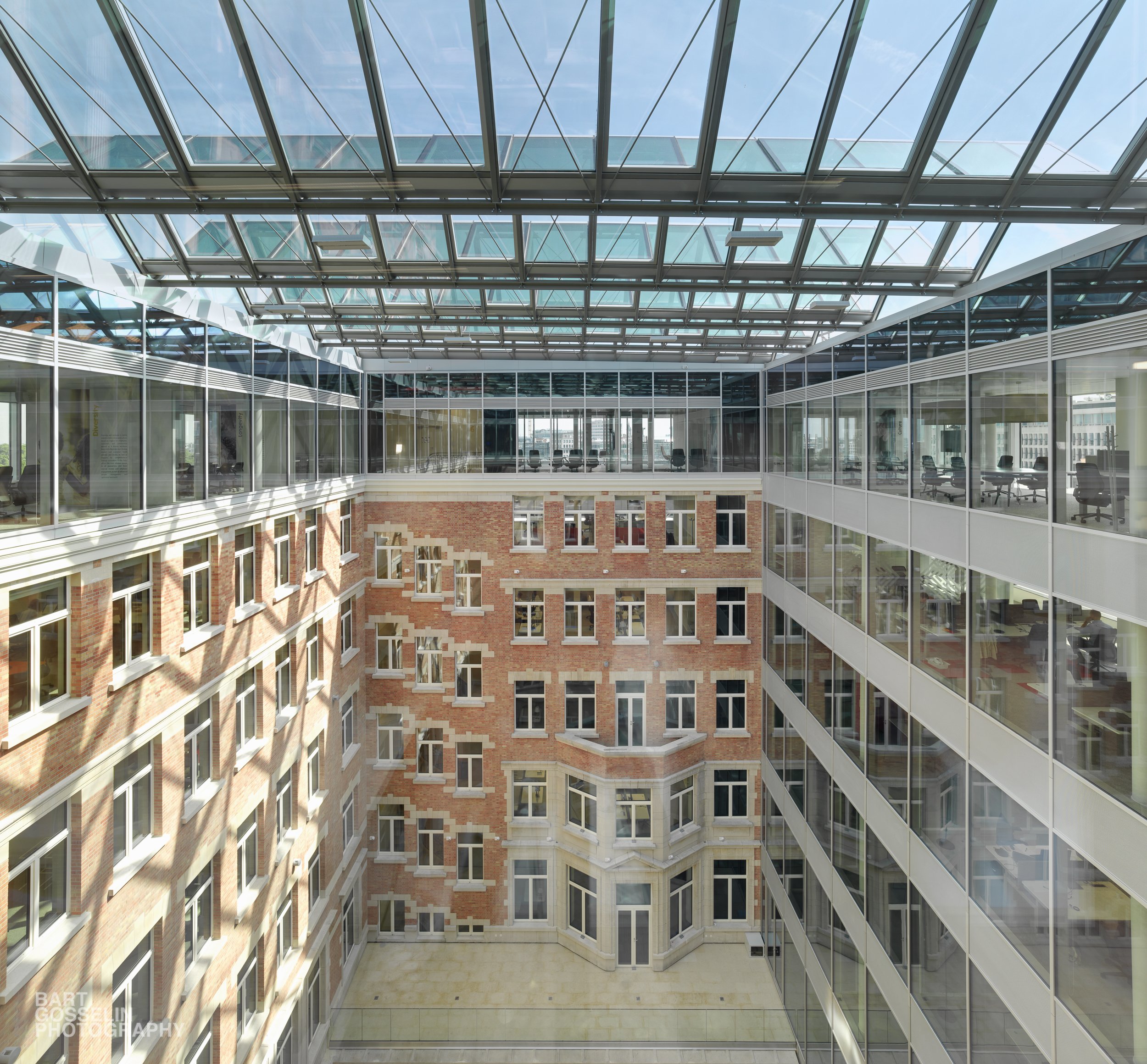 AXA BG 41.jpg