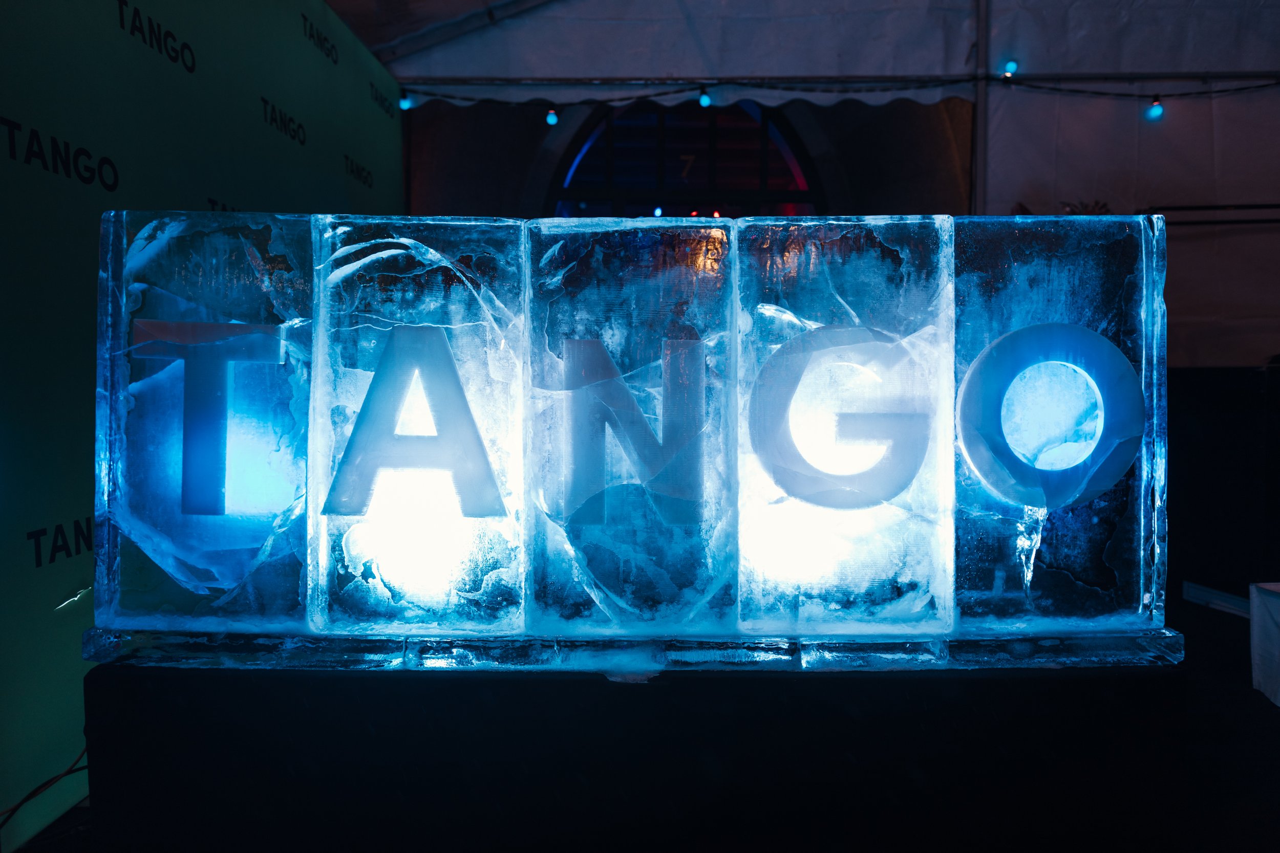 TANGO 2.jpg