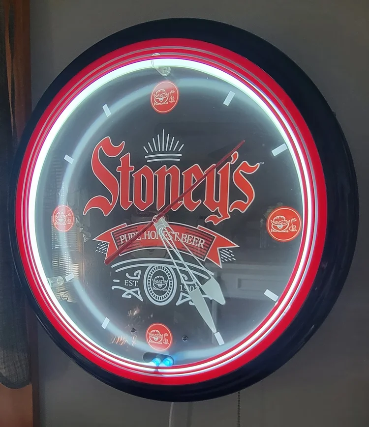 Red Stoney's neon clock sign